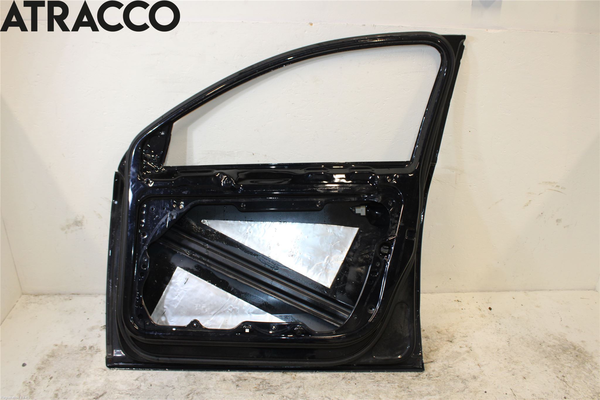 Volkswagen VW PASSAT 11-14 Dörr Fram Höger