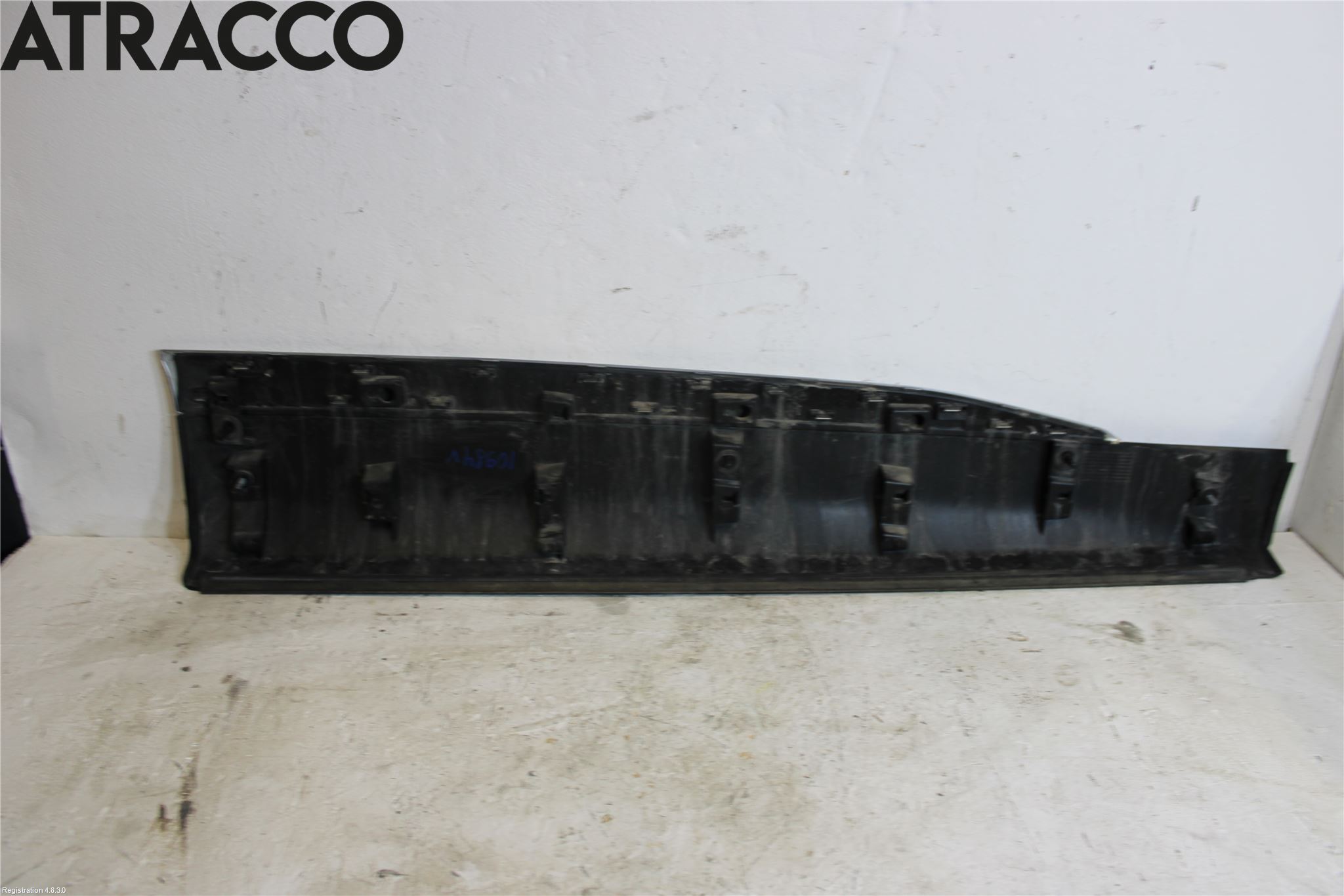 Peugeot 2008/E-2008 20- Dörr Dekorlist Fram Vä