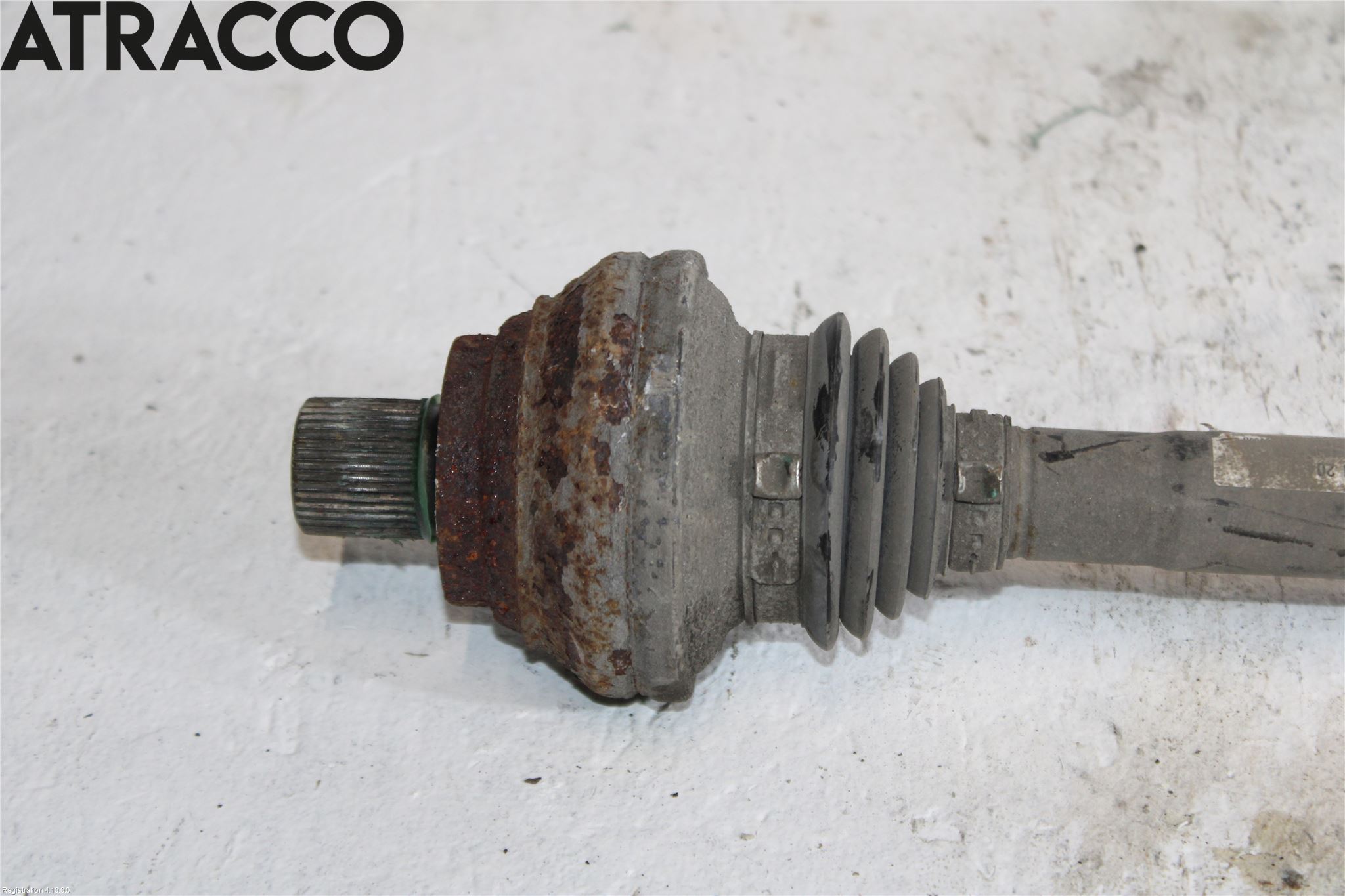 Skoda ENYAQ iV 21- Drivaxel Fram Höger