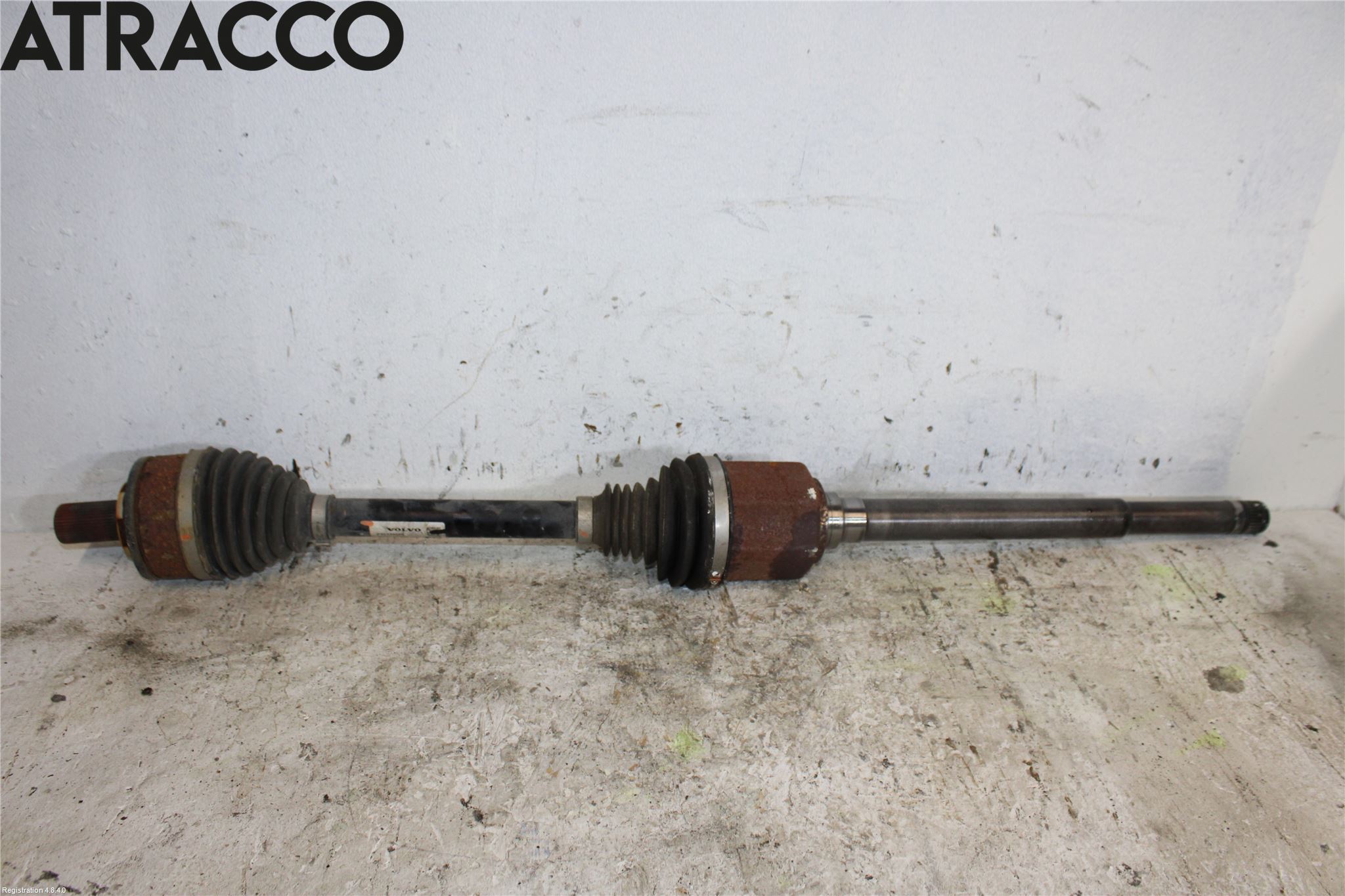Volvo XC40/RECHARGE 18- Drivaxel Fram Höger
