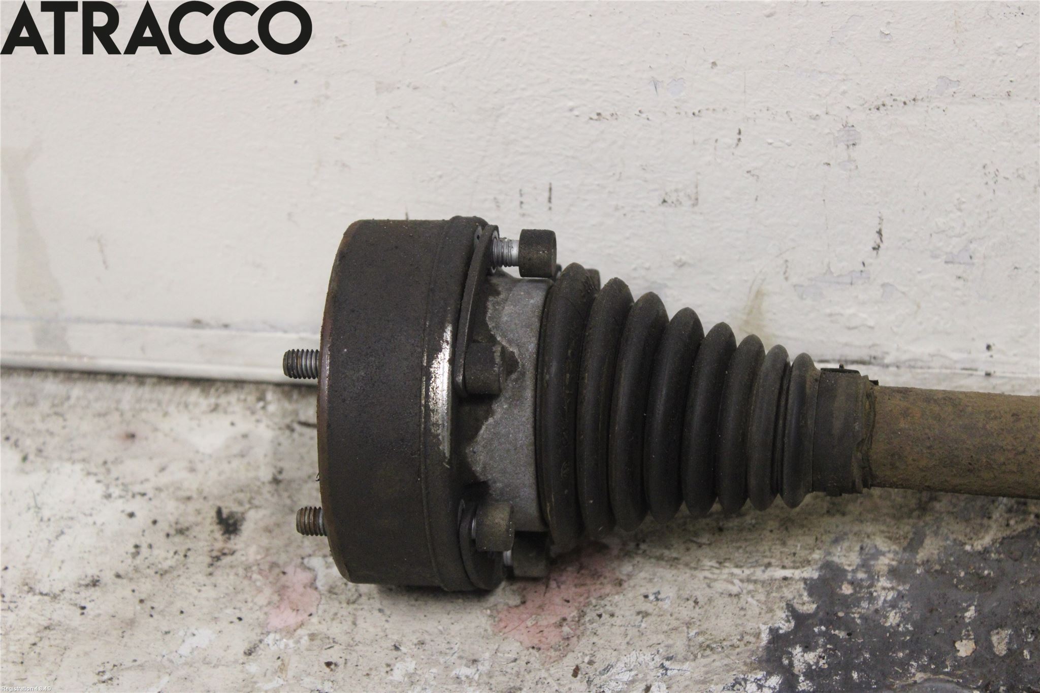 Volkswagen VW GOLF VI 09-13 Drivaxel Fram Höger