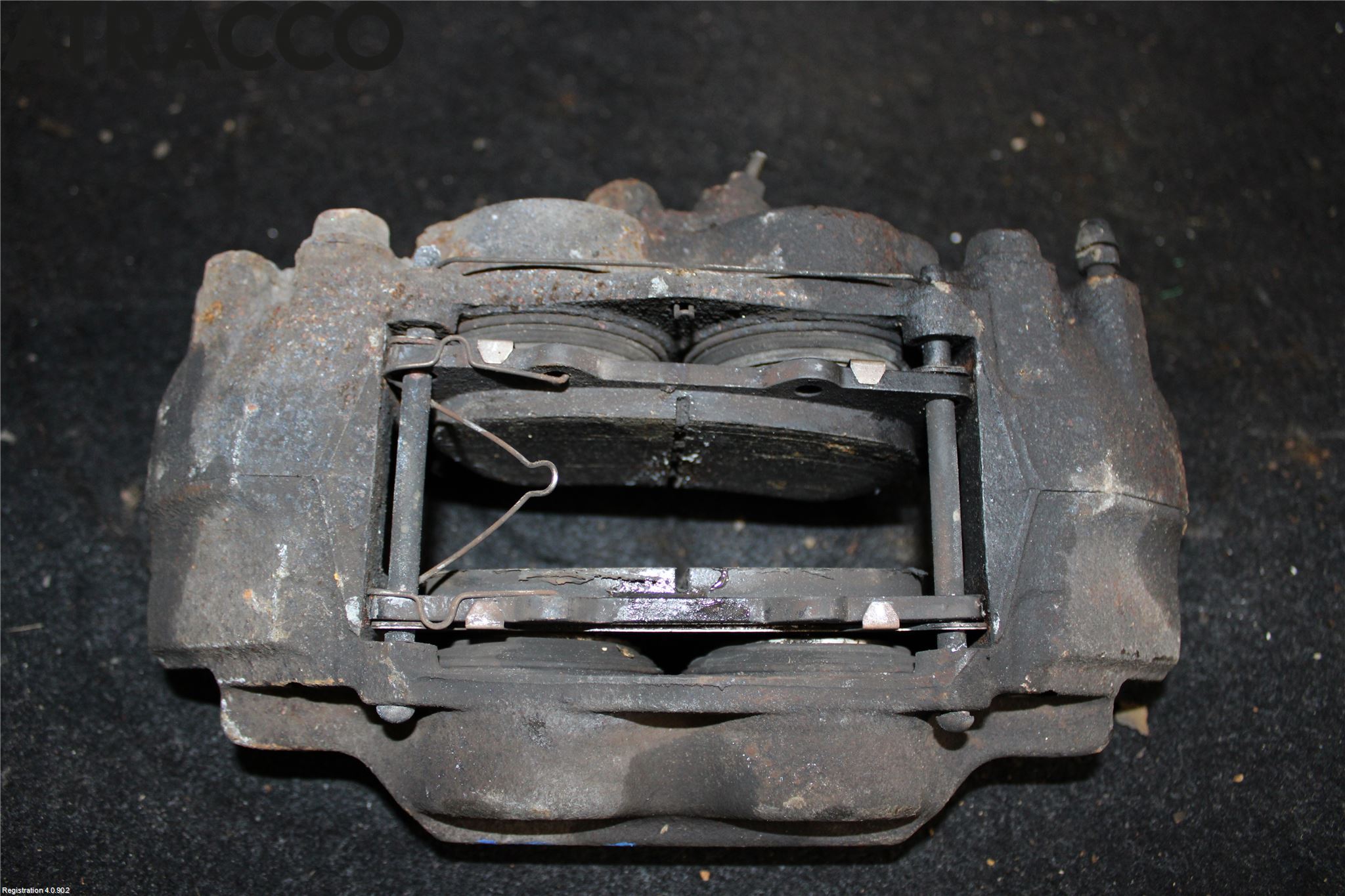 Toyota LANDCRUISER Bromsok Fram Höger
