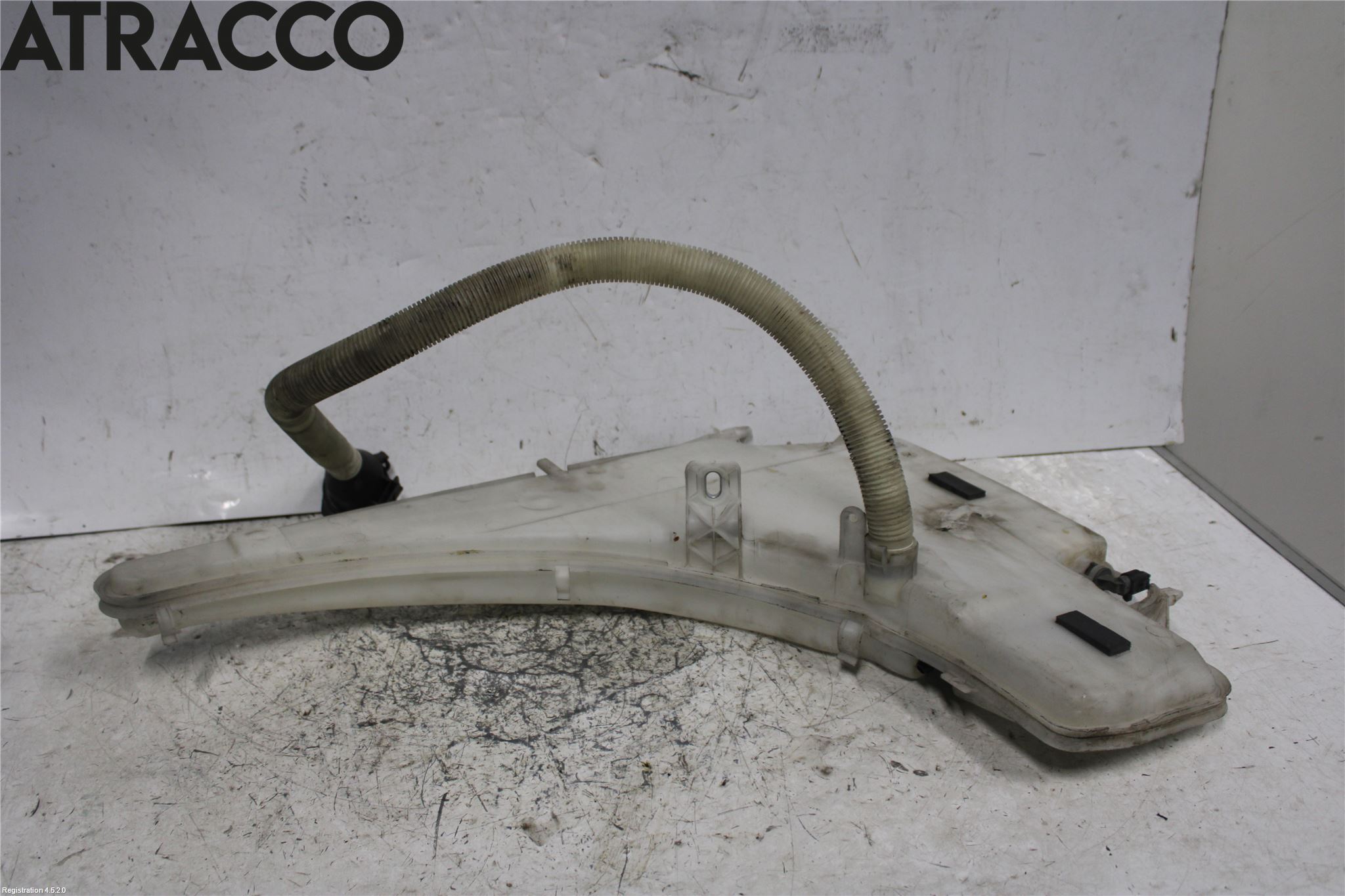BMW 1 E87/81 5D/3D 03-11 Spolartank Vindruta