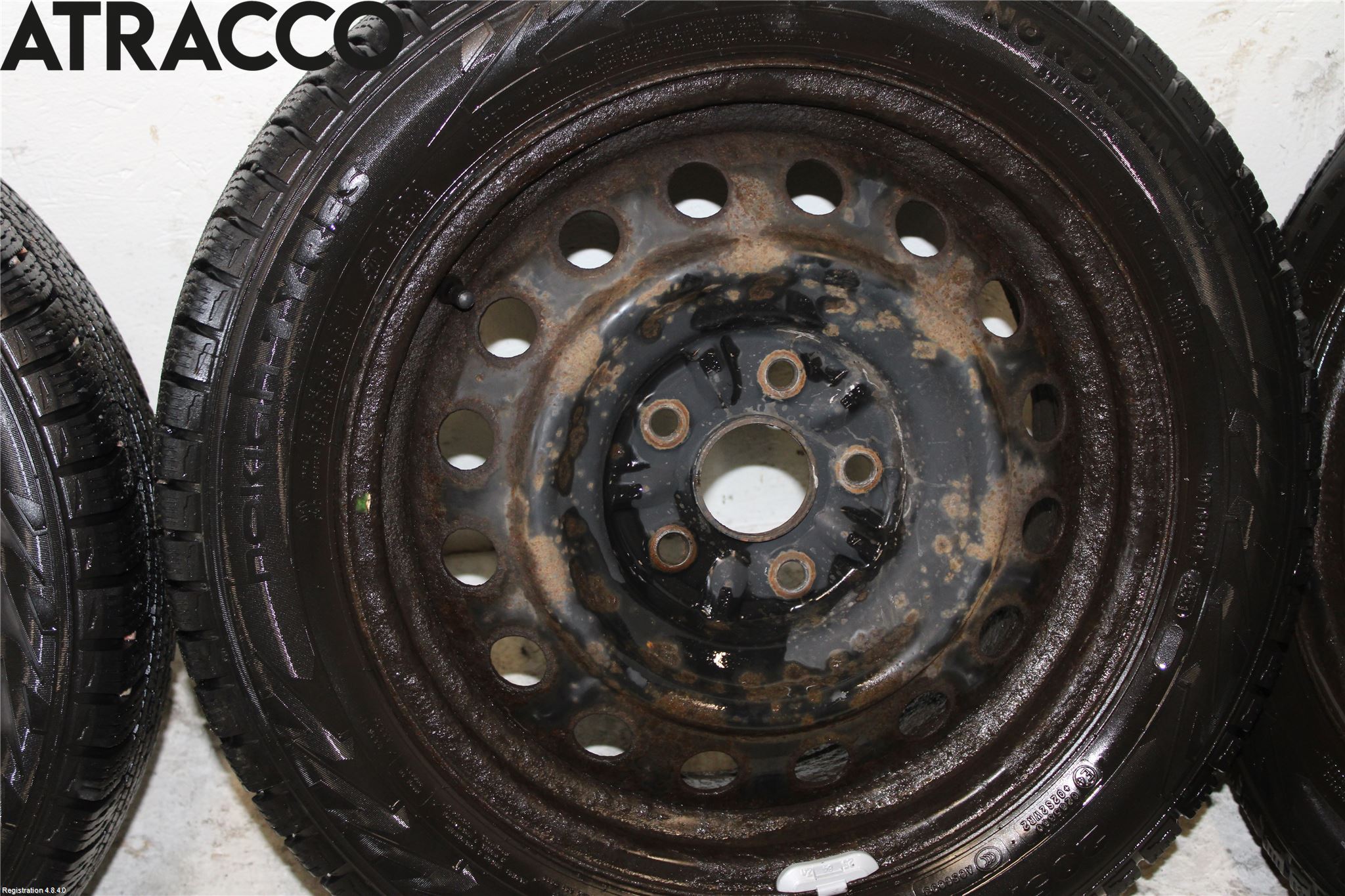 Toyota AURIS 07-09 Vinterdäck Plåtfälg 4St