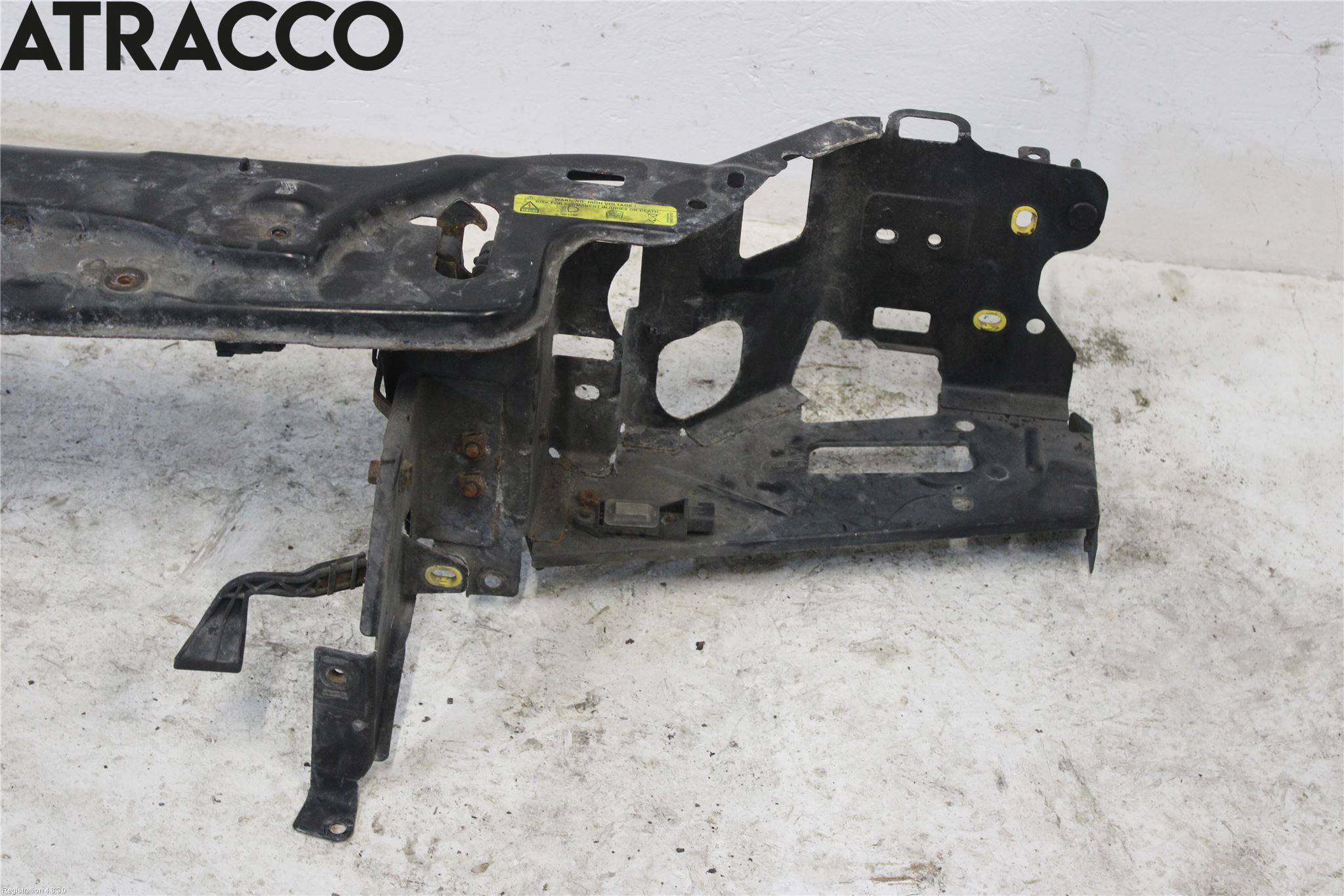 Volvo XC90 03-06 Frontplåt Övre