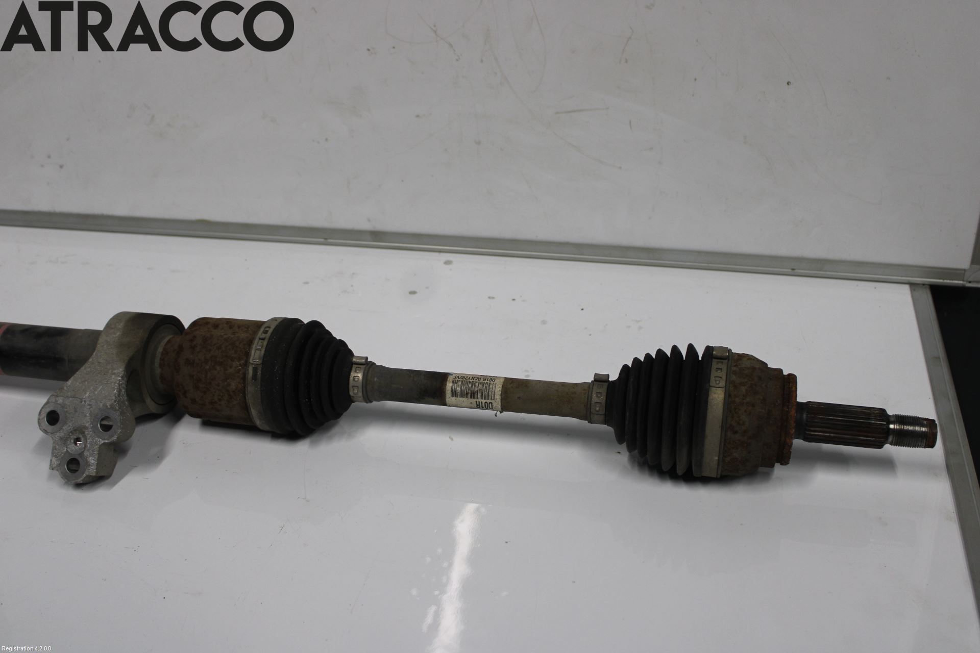 Kia NIRO (DE) 17-22 Drivaxel Fram Höger