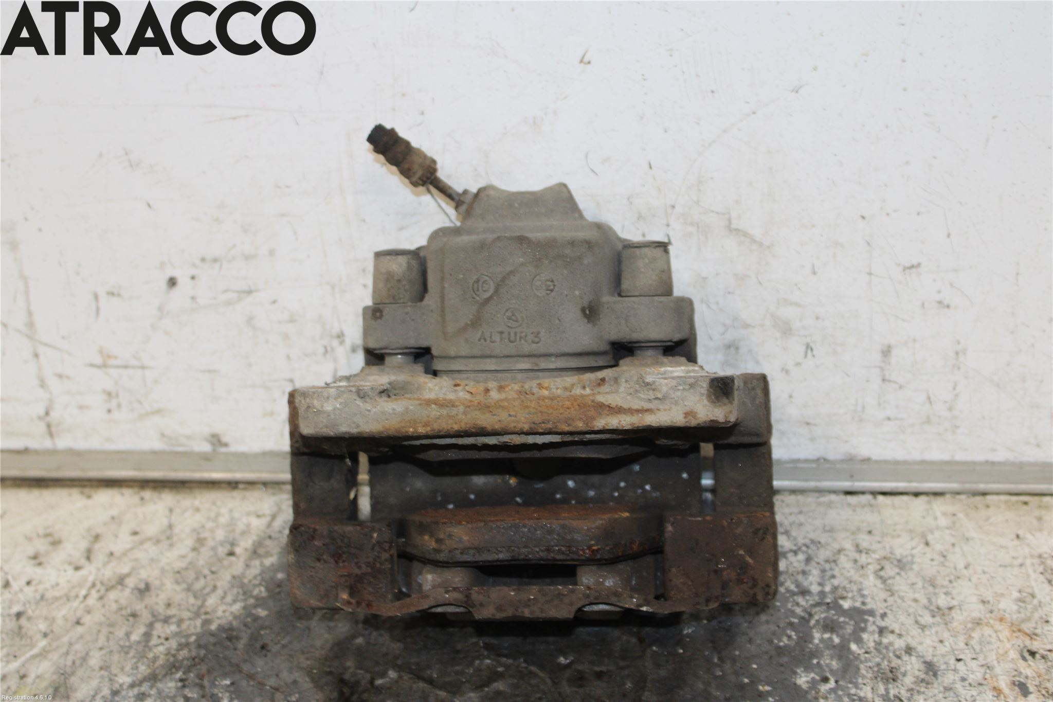 BMW 5 F10/F11/F18 09-17 Bromsok Fram Höger