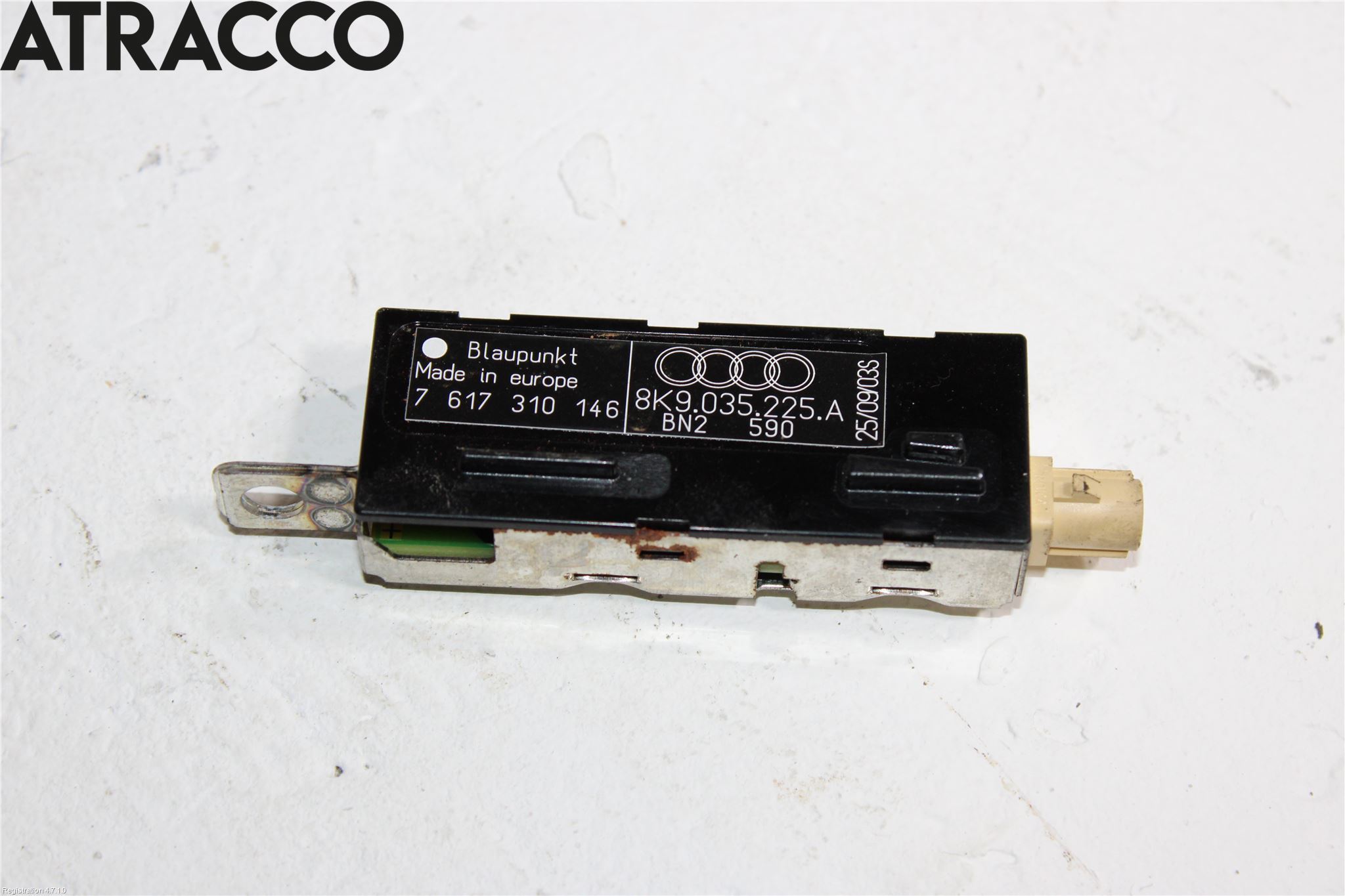 Audi A4/S4 08-11 Antennförstärkare