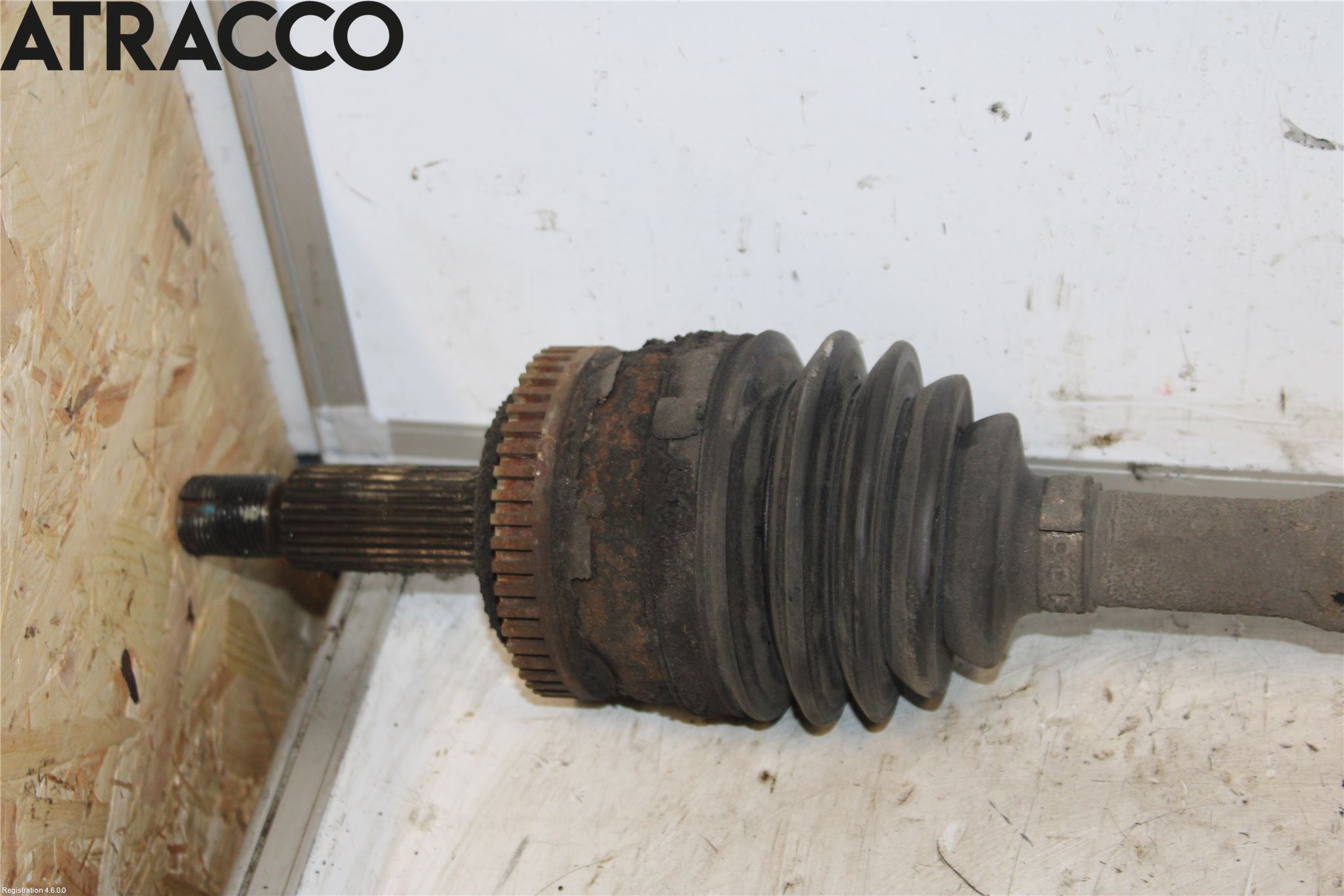 Hyundai i40 08-15 Drivaxel Fram Höger
