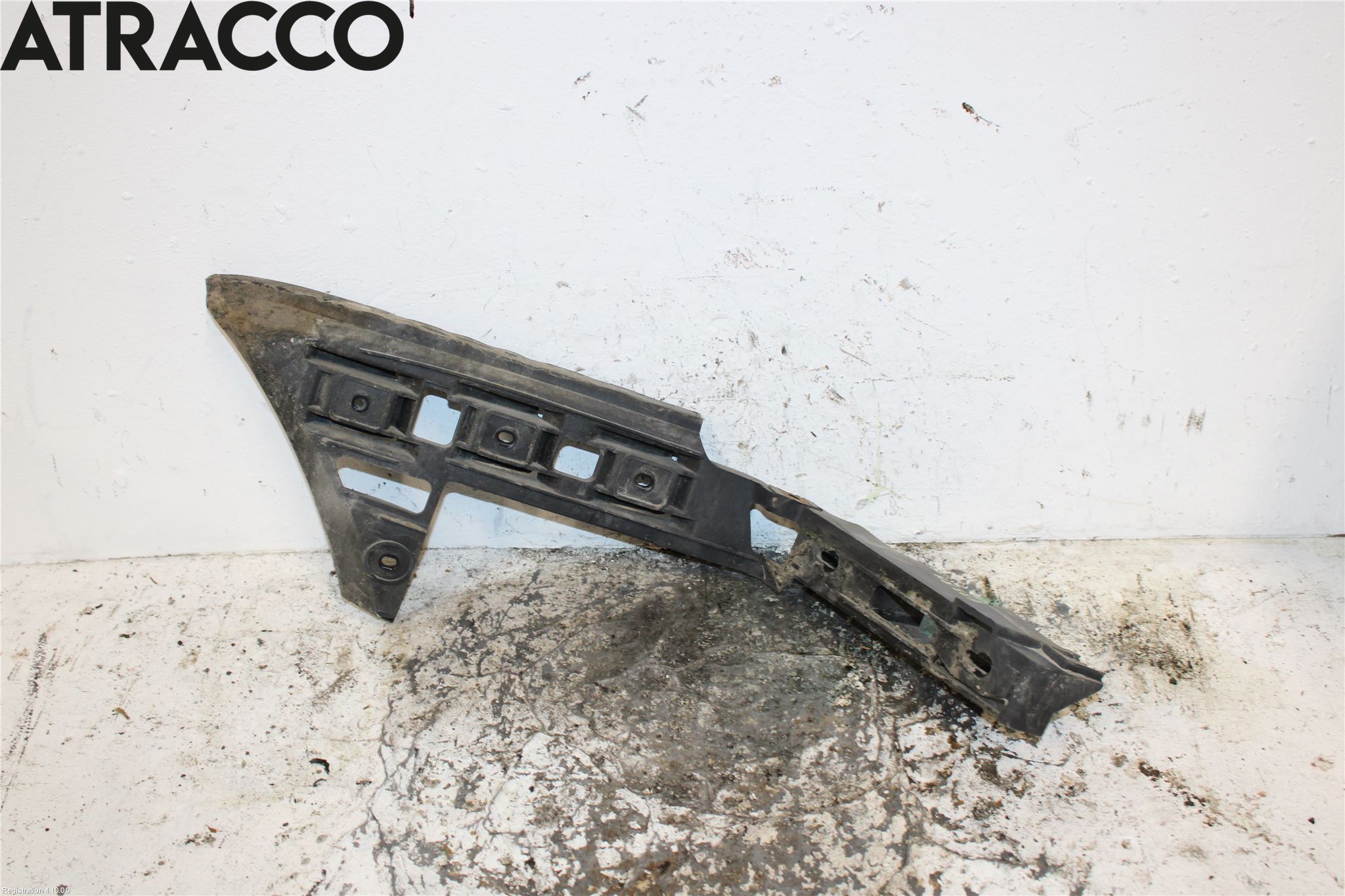 Volkswagen VW TOURAN 03-10 Stötfångarfäste Bak Hö