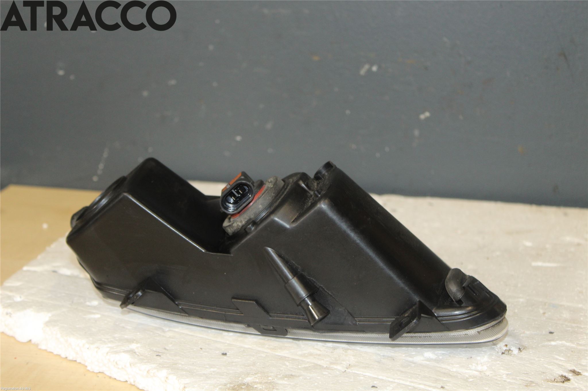 Volkswagen VW POLO 10-17 Dimljus-Varselljus Fram