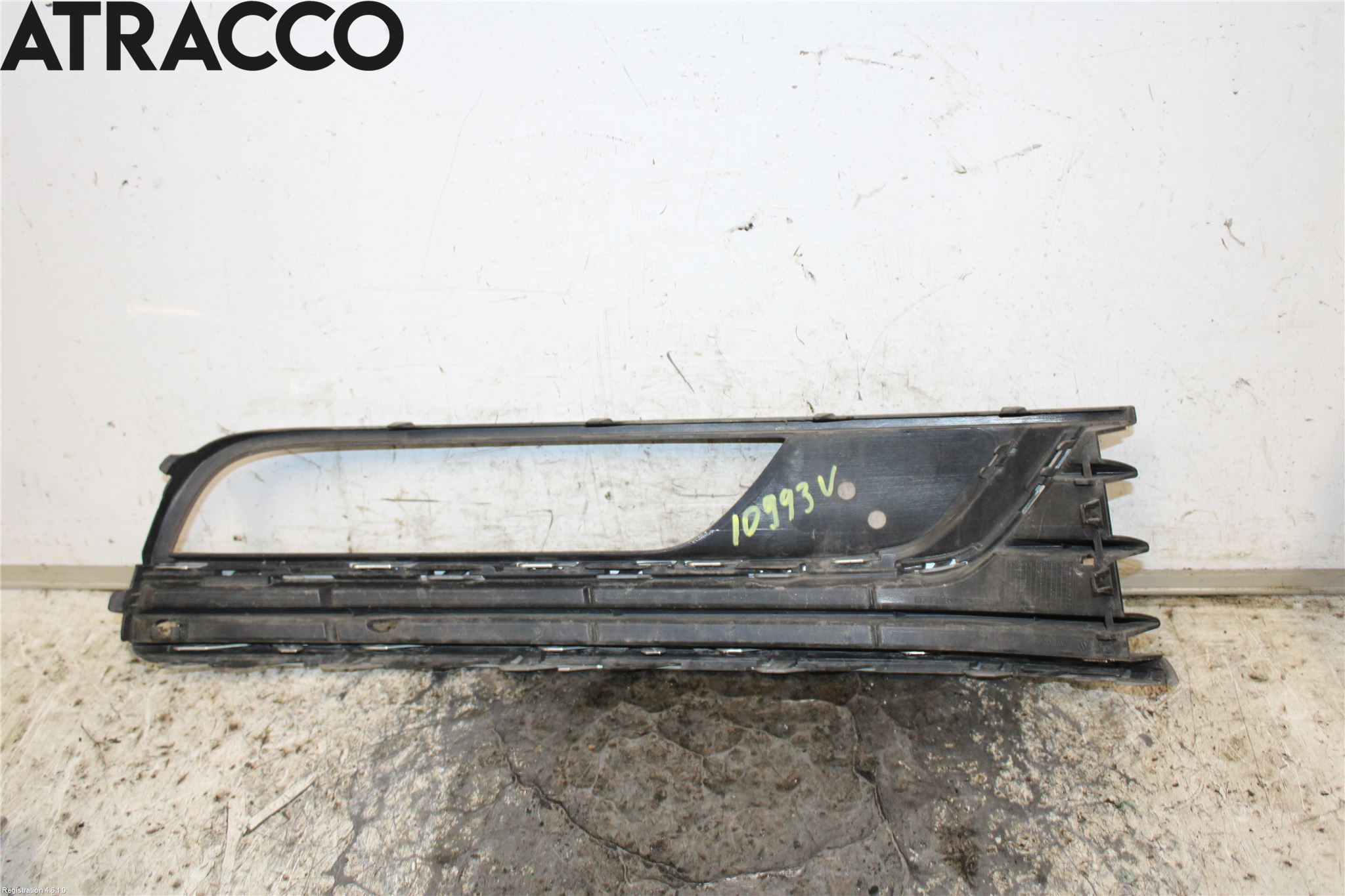 Volkswagen VW PASSAT 11-14 Grilldel Vänster