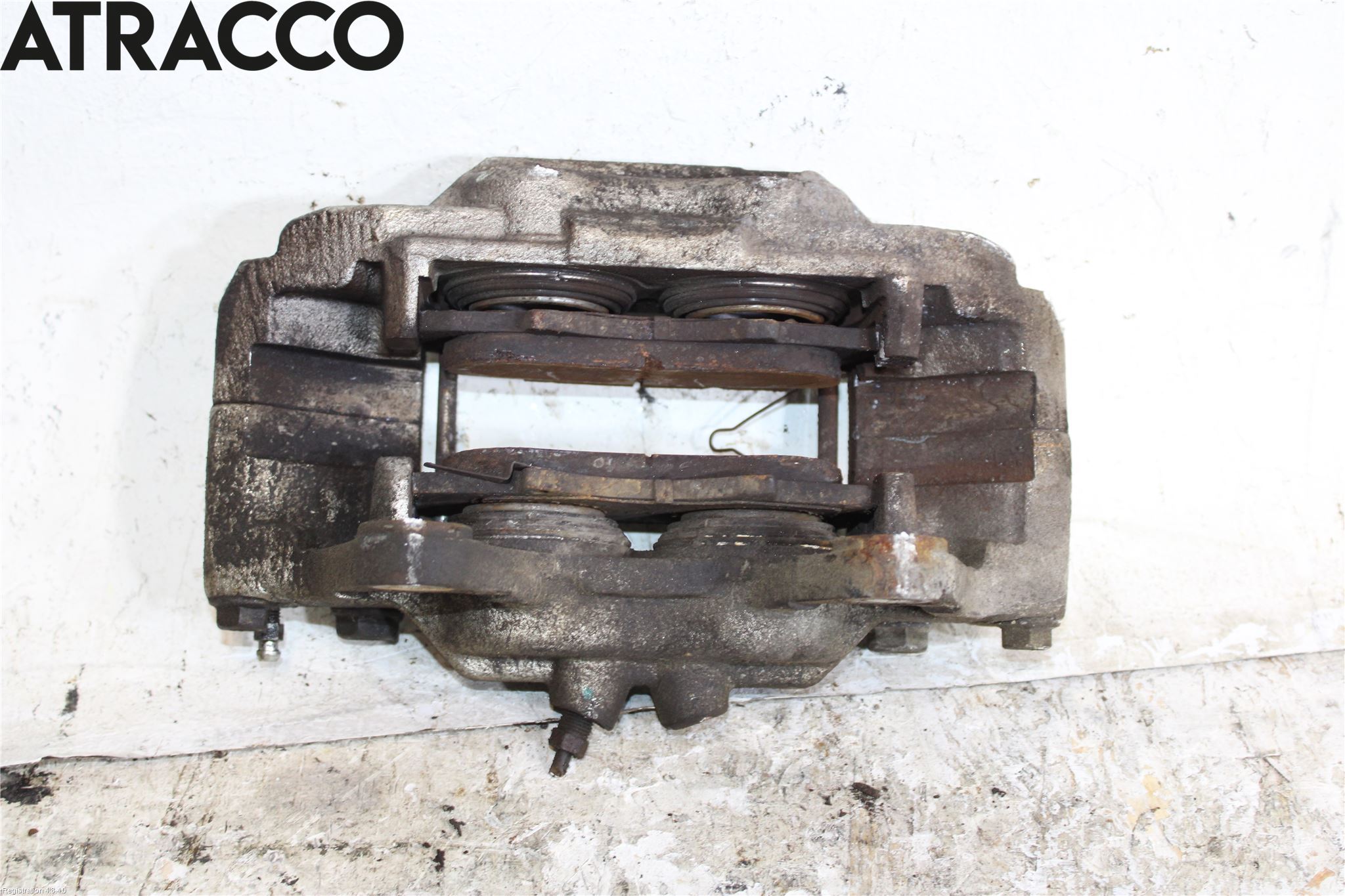 Toyota LANDCRUISER J120 02-09 Bromsok Fram Vänster