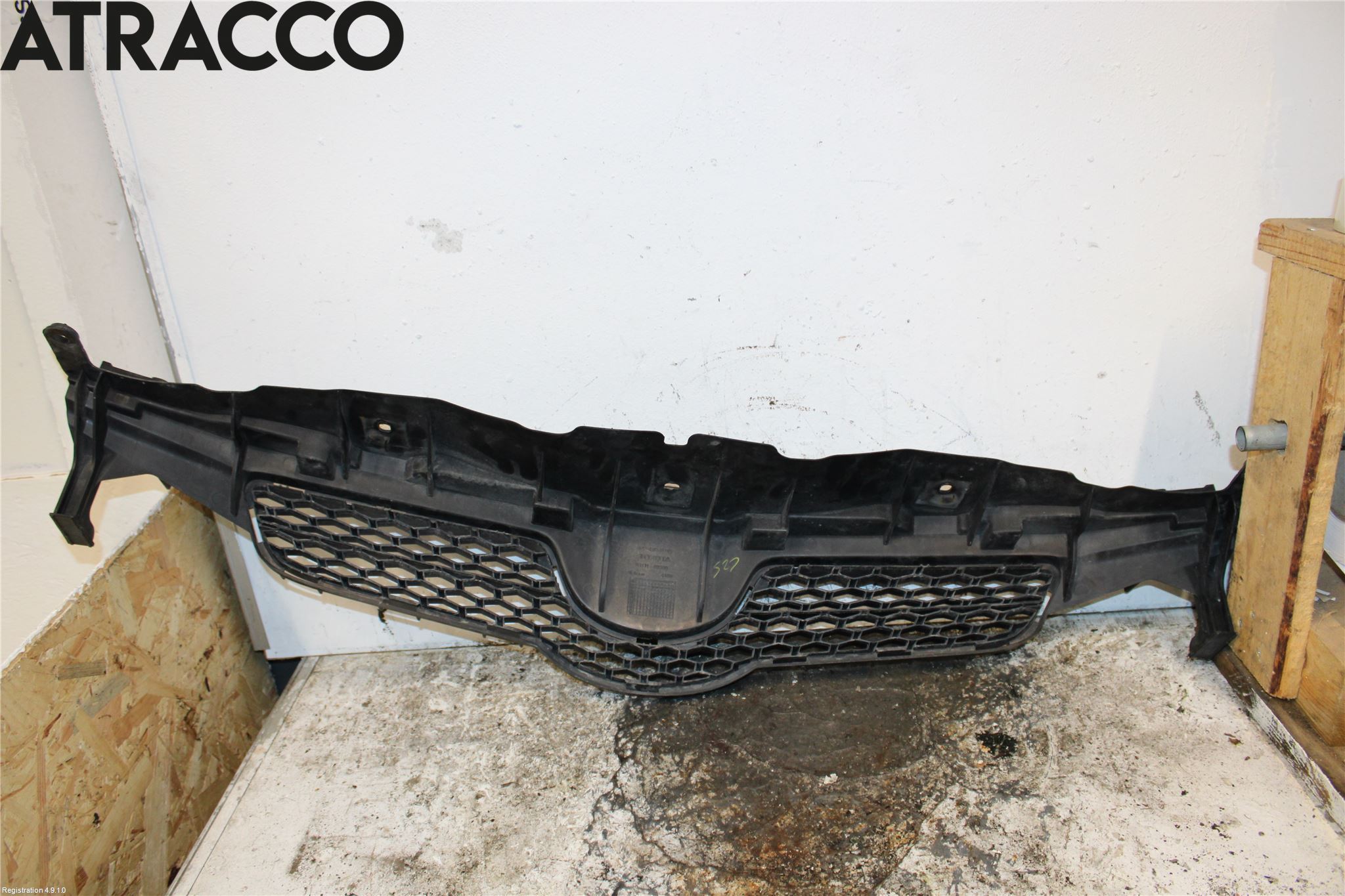 Toyota AURIS 10-12 Grill Komp