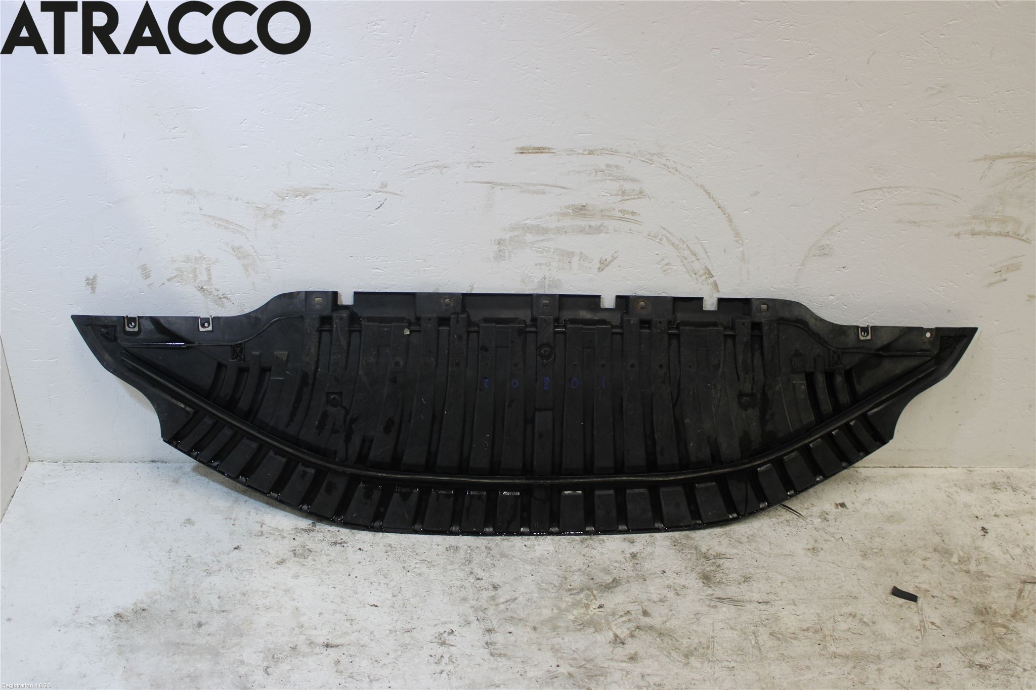 Audi A8/S8 4H 10-17 Frontplåt Undre