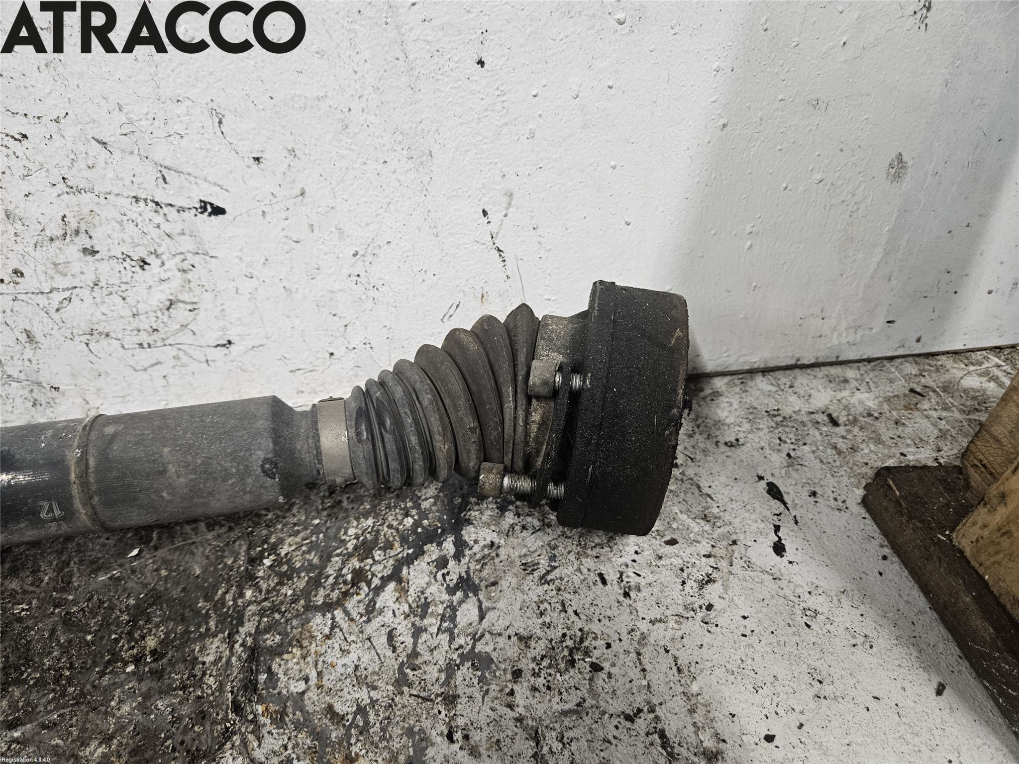 Volkswagen VW GOLF VI 09-13 Drivaxel Fram Höger
