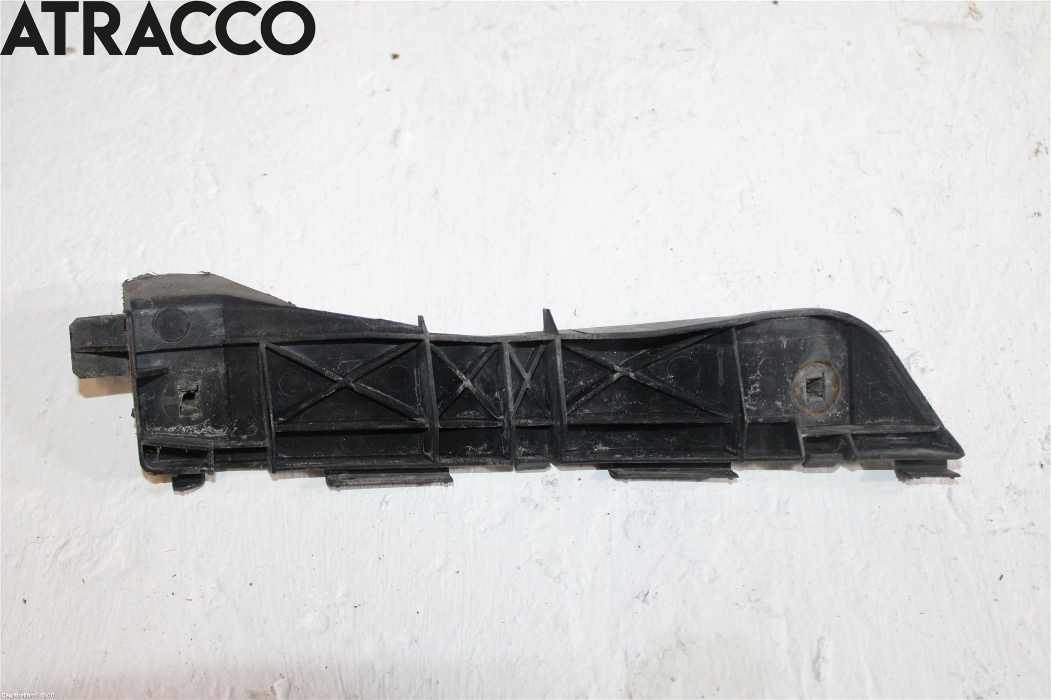 Toyota AVENSIS 03-06 Stötfångarbärjärn Fram