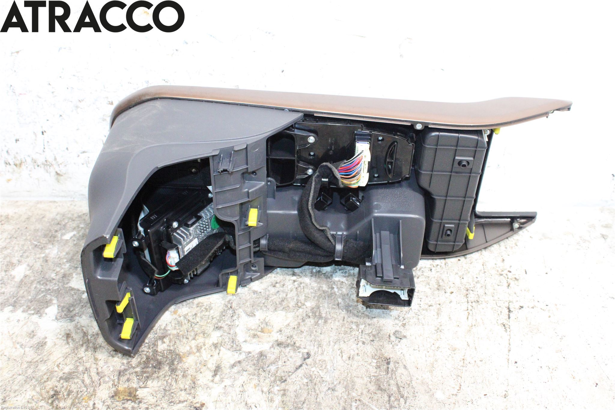Hyundai IONIQ AE 17-22 Instrumentkonsoll Golv