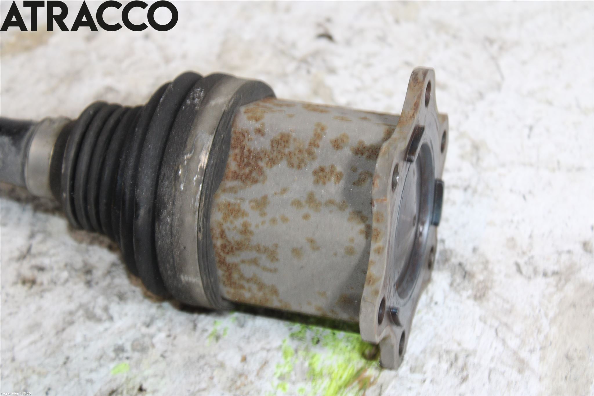Volkswagen VW PASSAT 11-14 Drivaxel Fram Vänster
