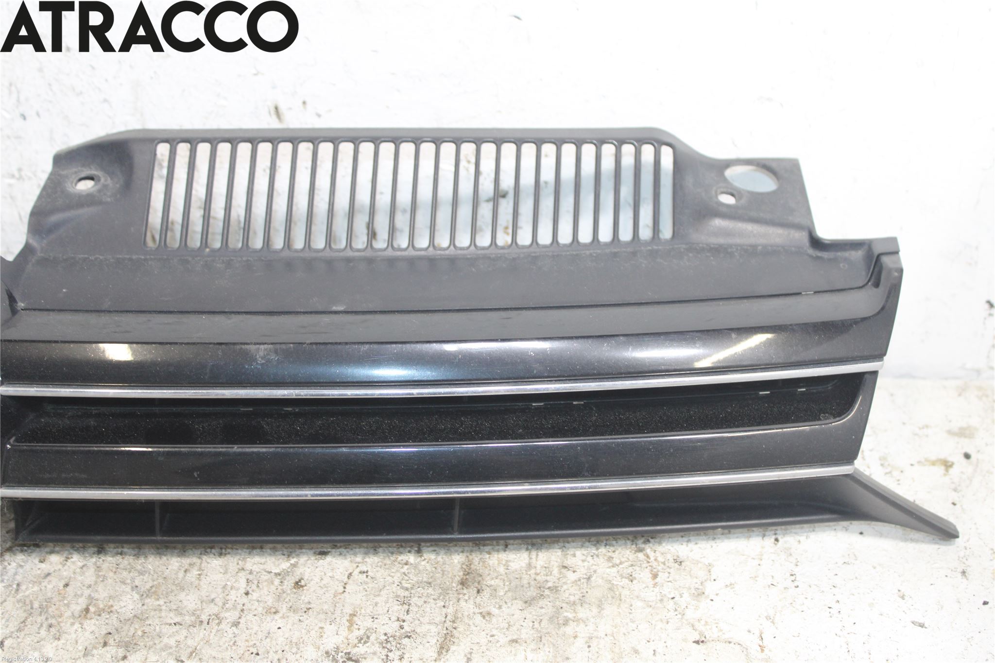 Volkswagen VW GOLF VI 09-13 Grill Komp