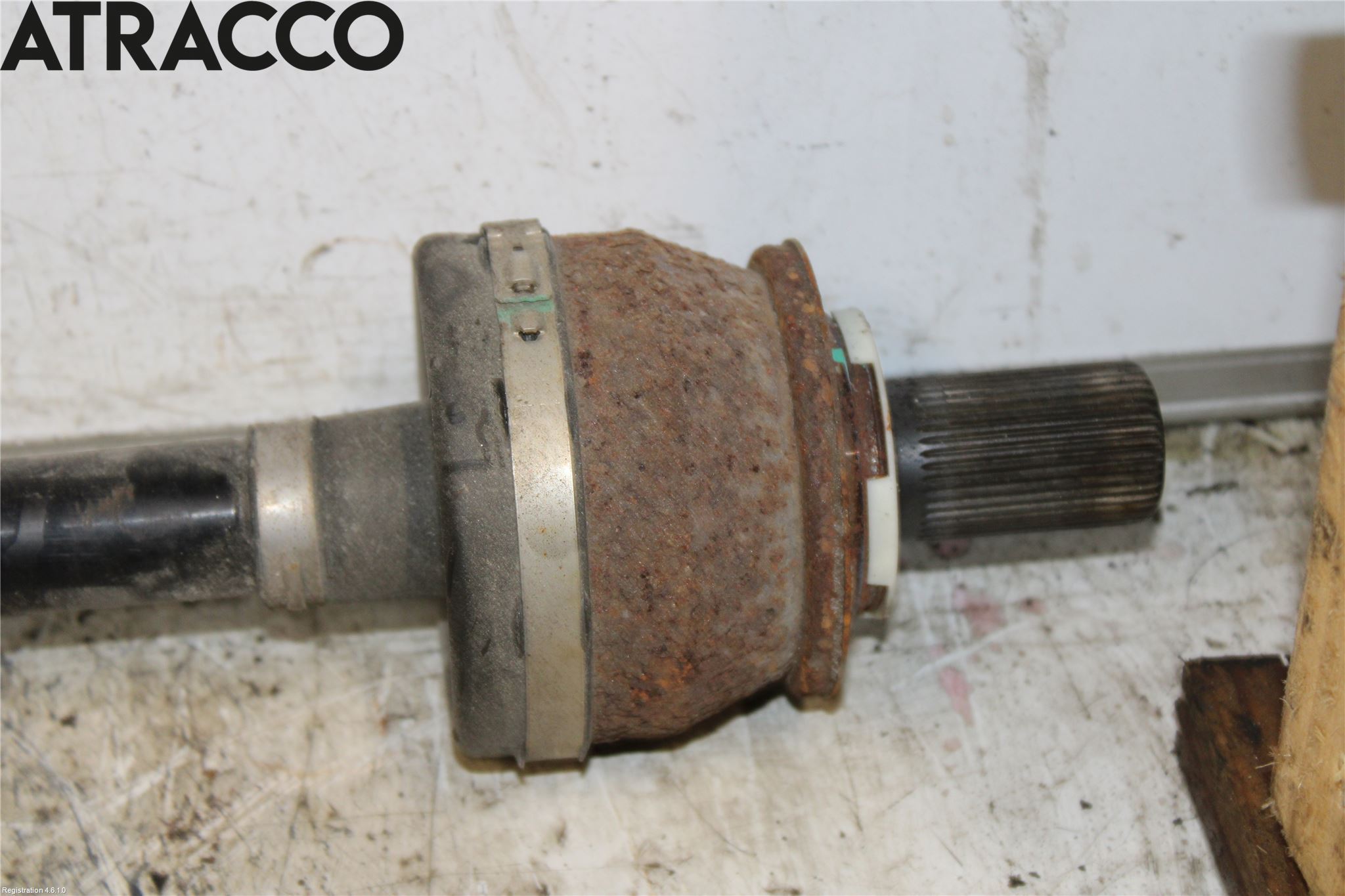 Volvo XC60 18- Drivaxel Bak Höger