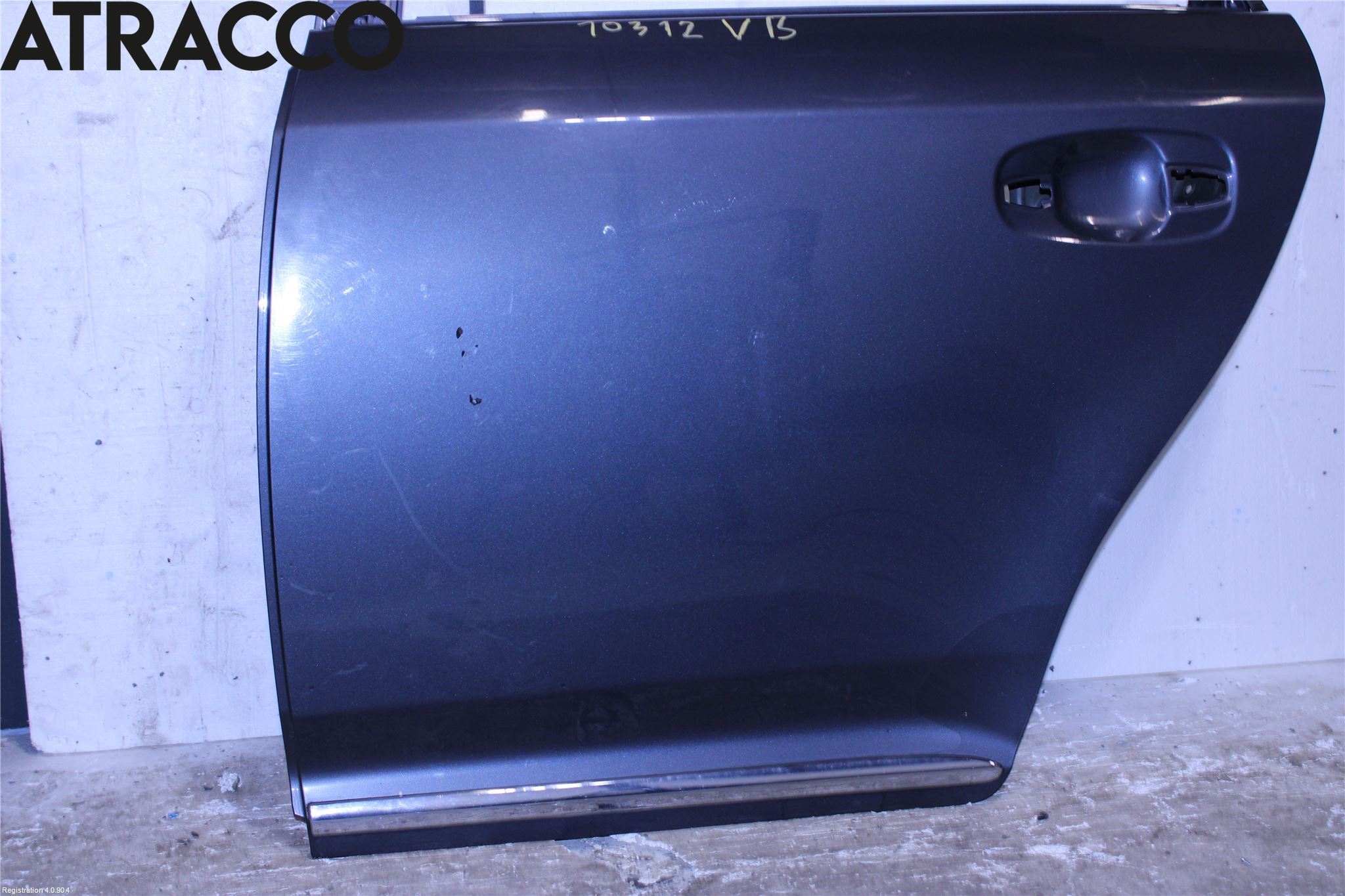 Toyota AVENSIS 09-15 Dörr Bak Vänster