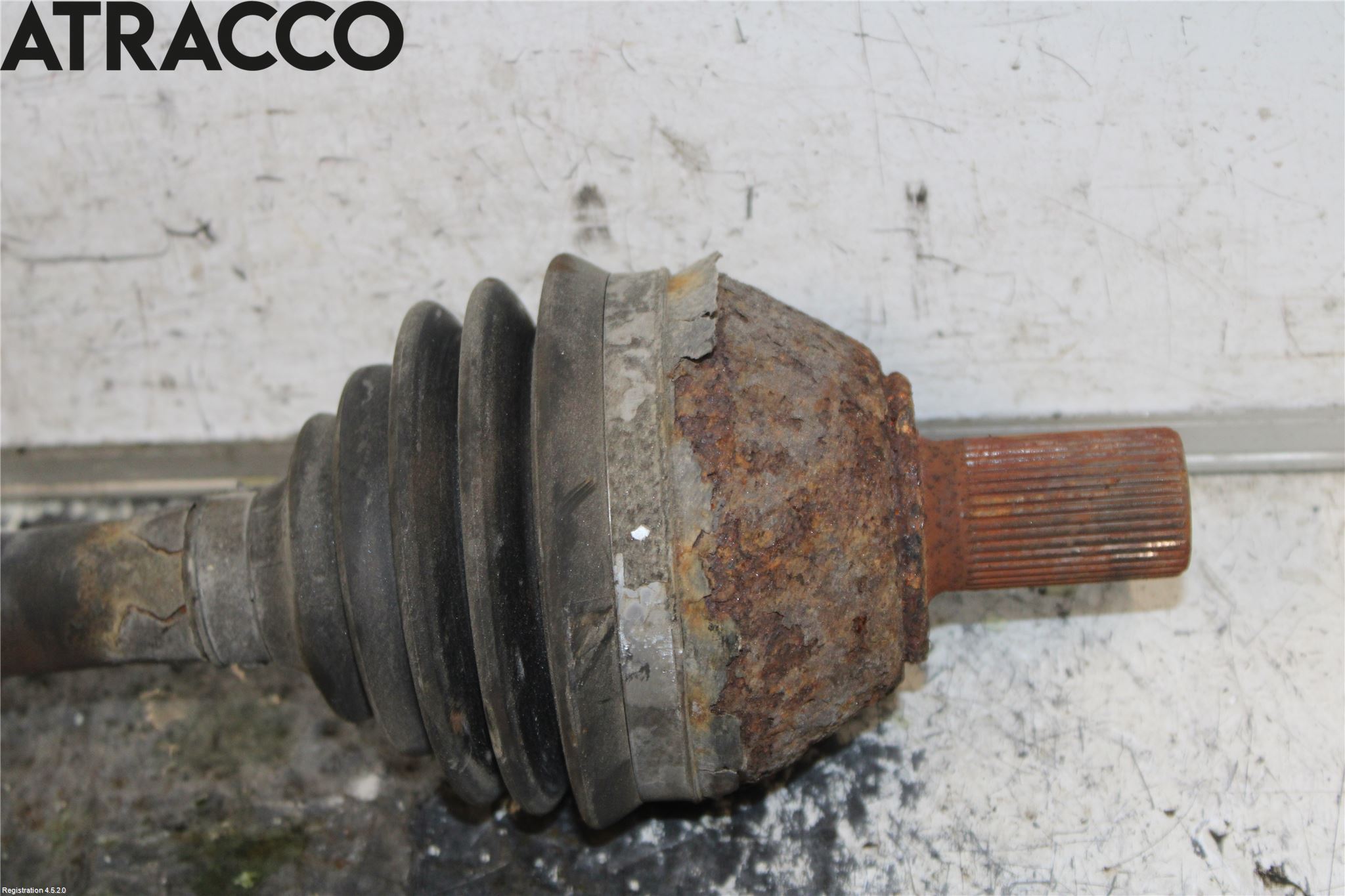 Volvo XC60 09-13 Drivaxel Fram Vänster