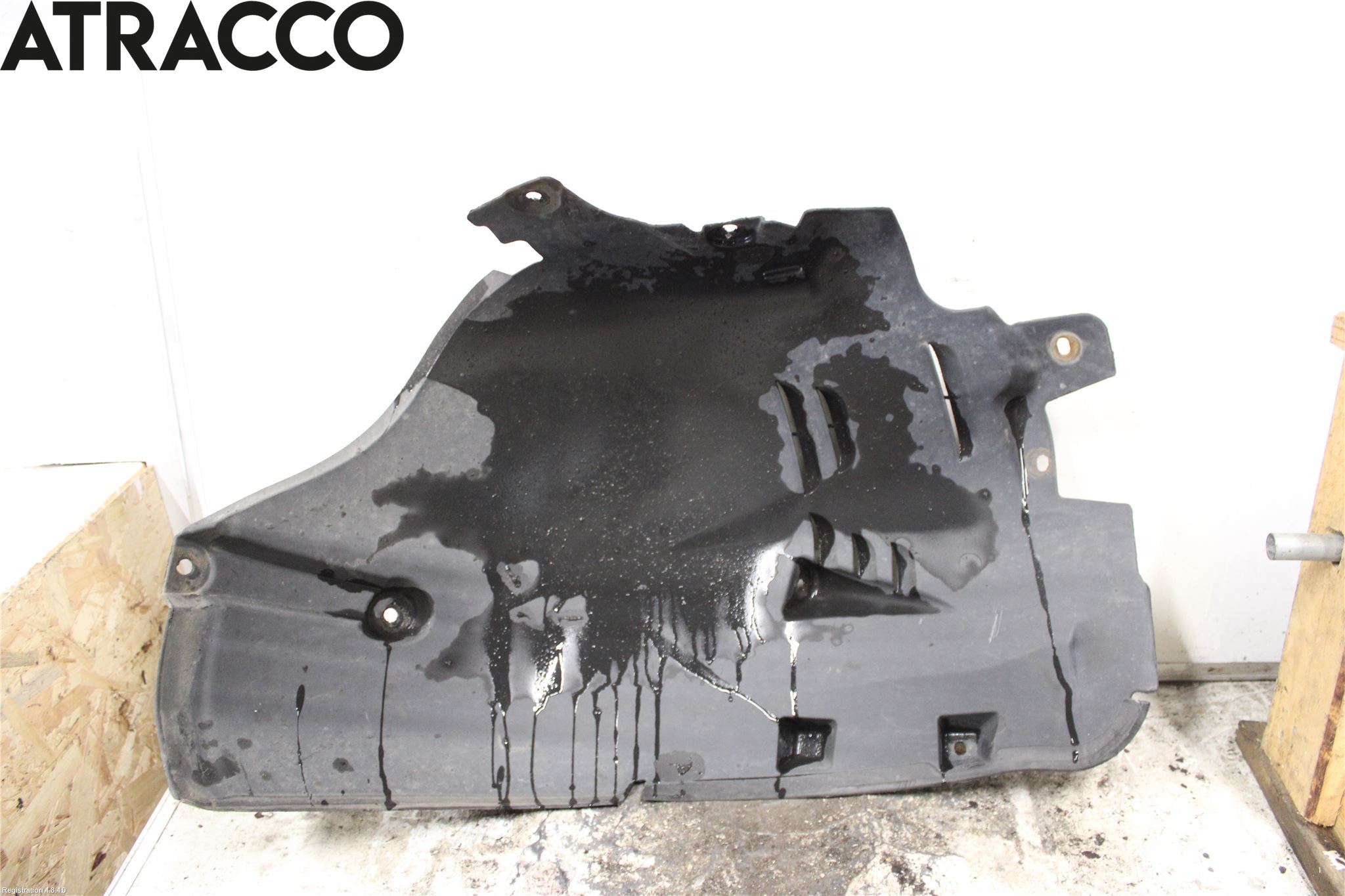 Mercedes-Benz MB E-KLASS (W211) 02-09 Skärm Inner