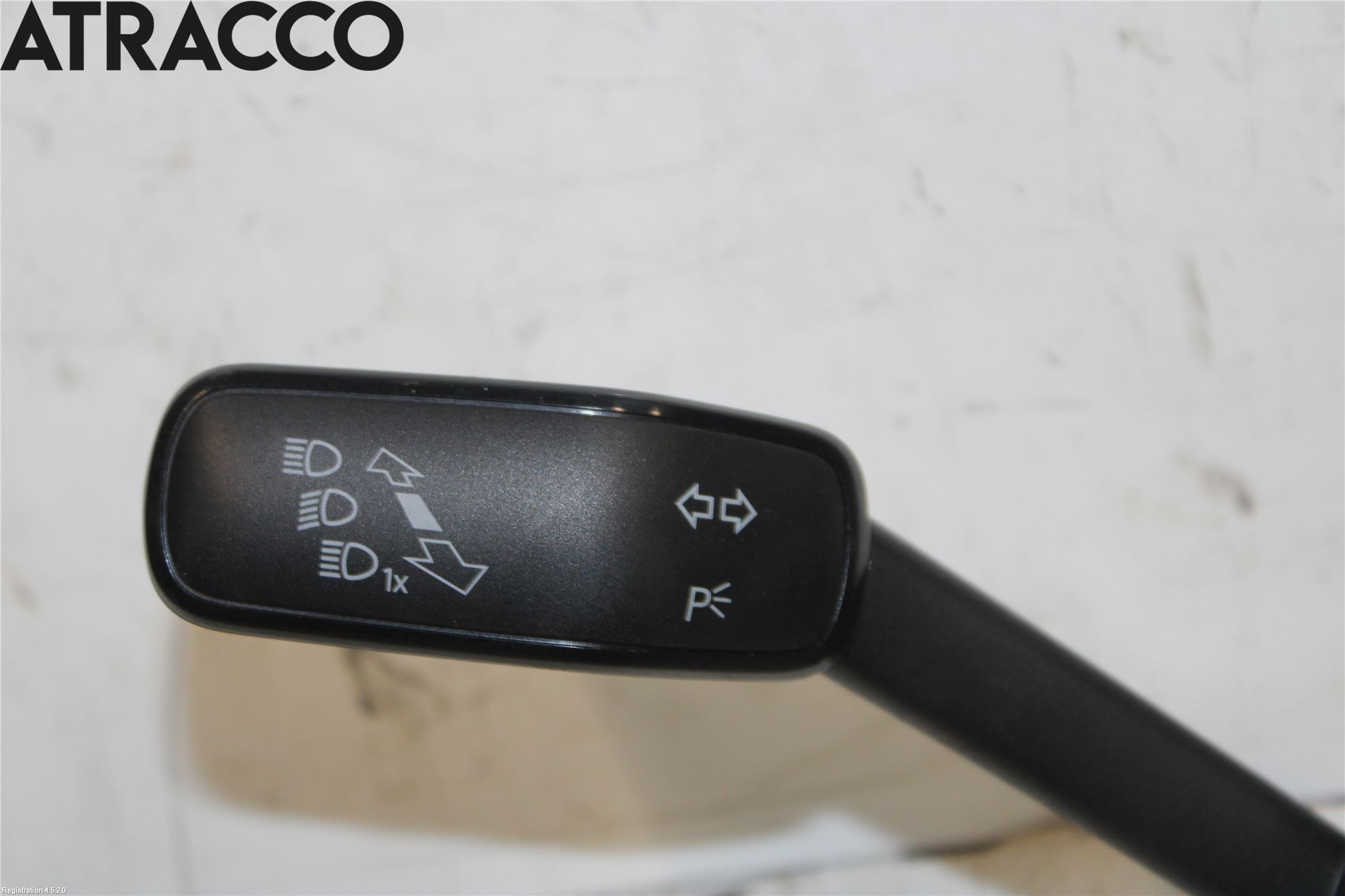 Volkswagen VW GOLF / E-GOLF VII 13-20 Spakcentral