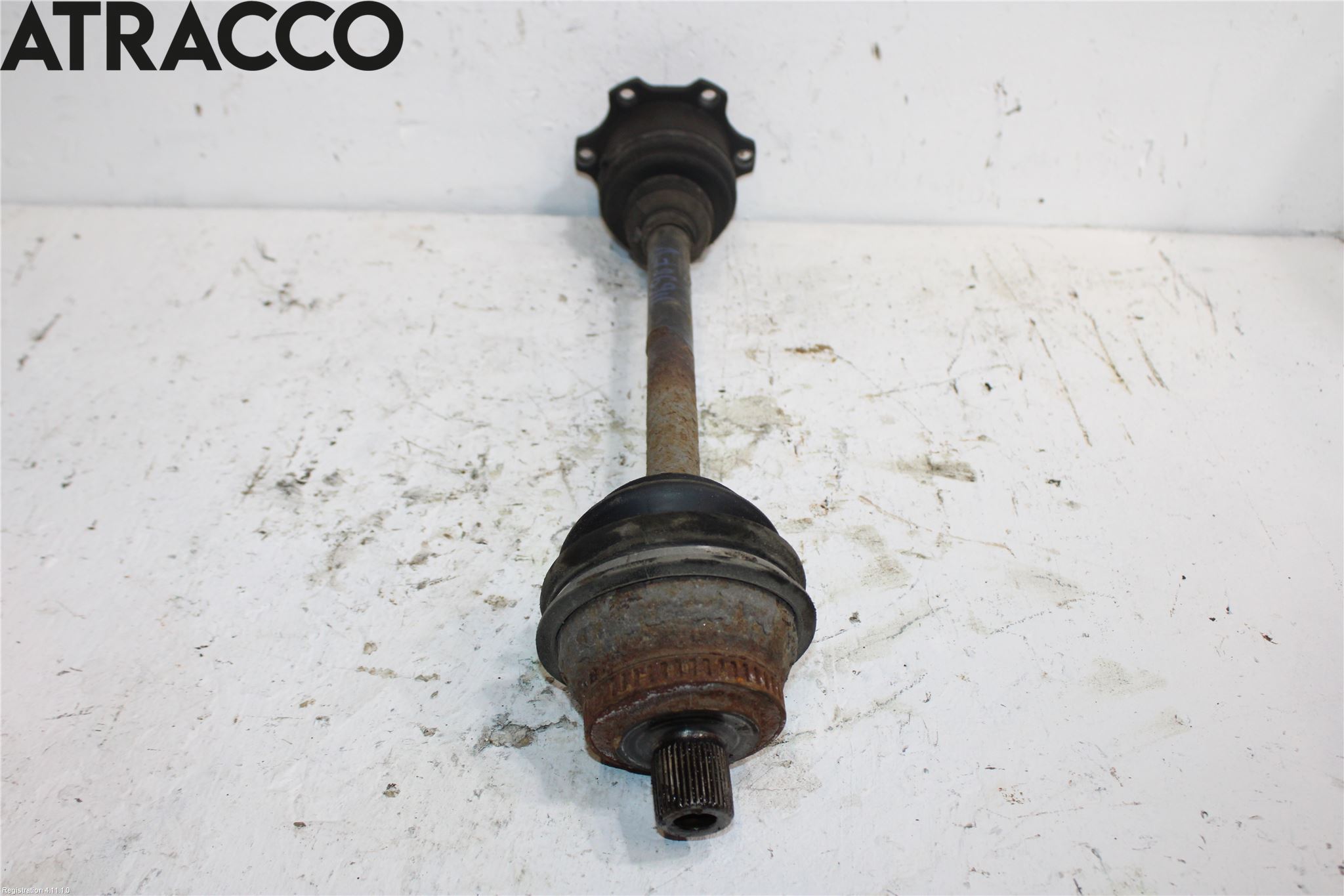 Volkswagen VW PASSAT 01-05 Drivaxel Fram Vänster