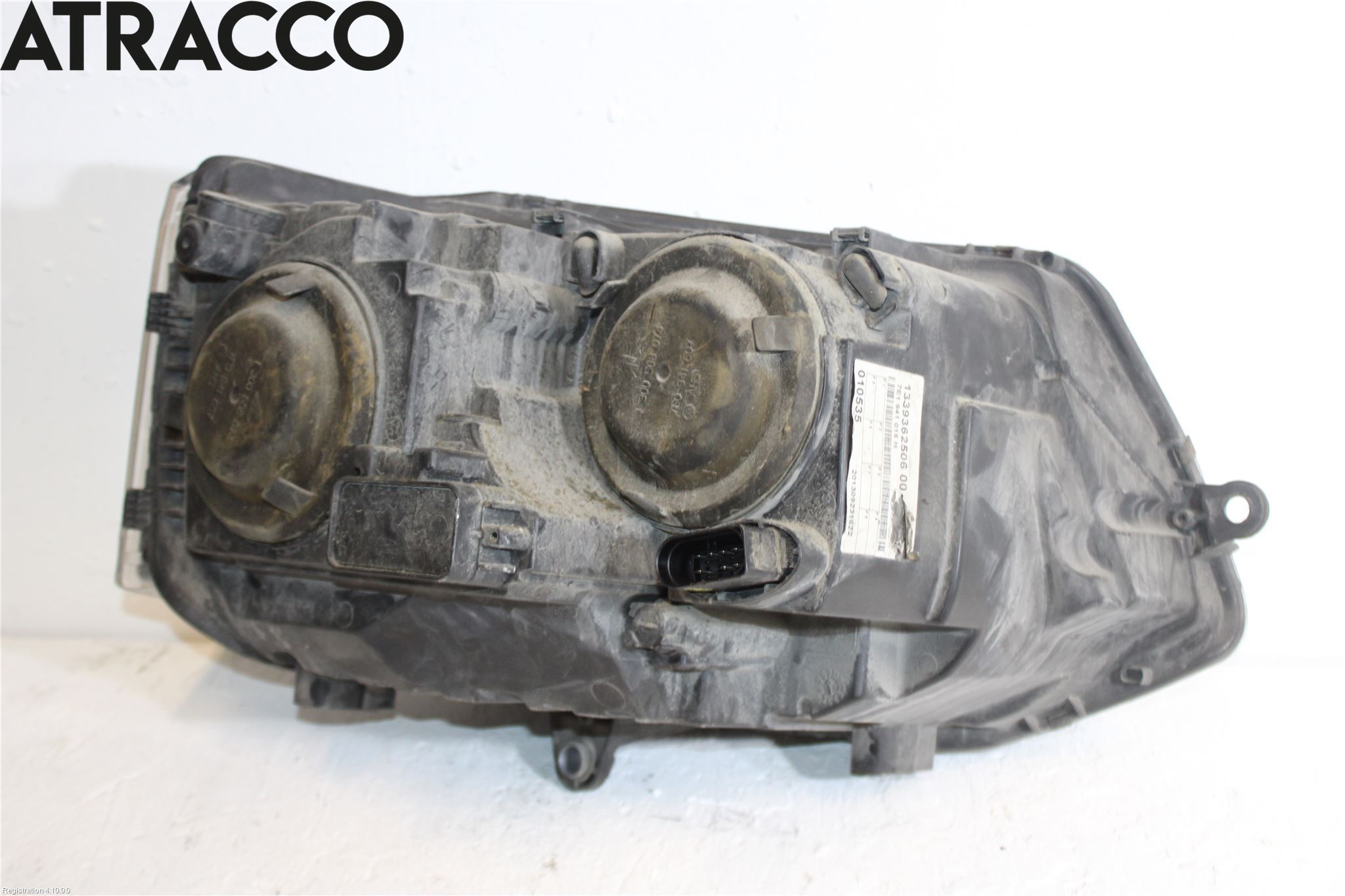 Volkswagen VW TRANSP/CARAVELLE (T5) 04-15 Strålkastare Vänster
