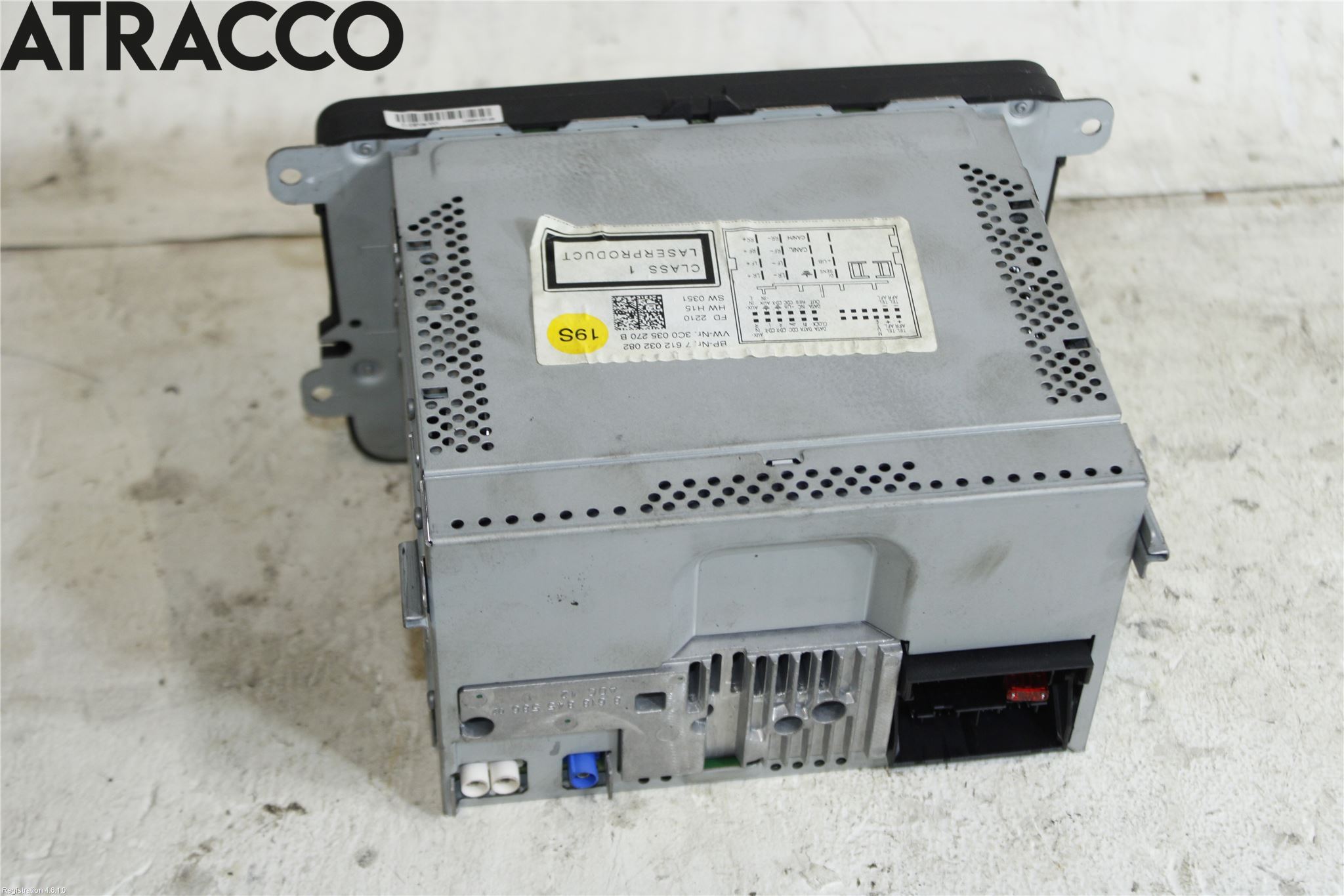 Volkswagen VW GOLF VI 09-13 Radio
