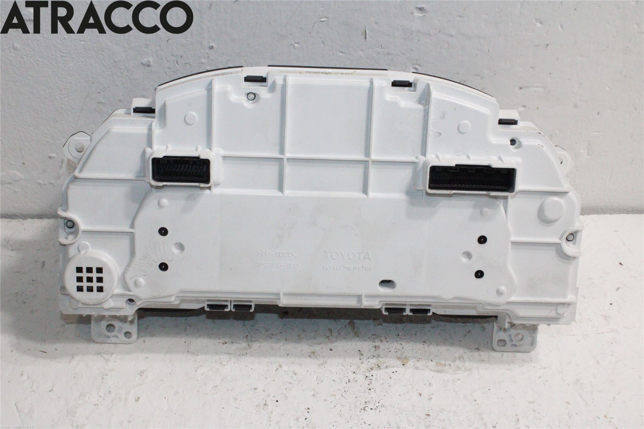 Toyota LANDCRUISER J150 10-23 Instrument Komb