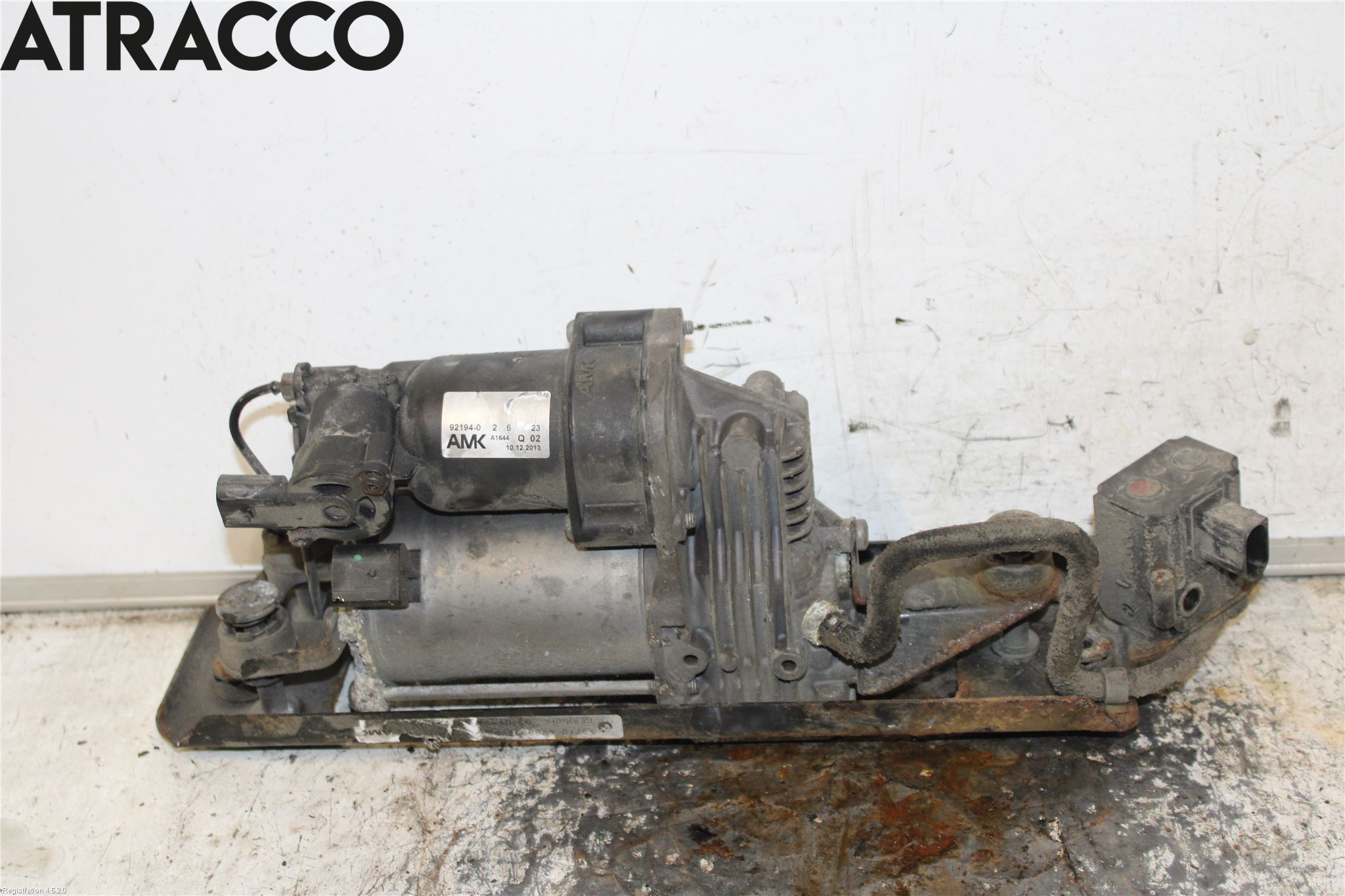 BMW 5 E60/61 Sed/Tou 02-10 Kompressor Stöt-Fjädring