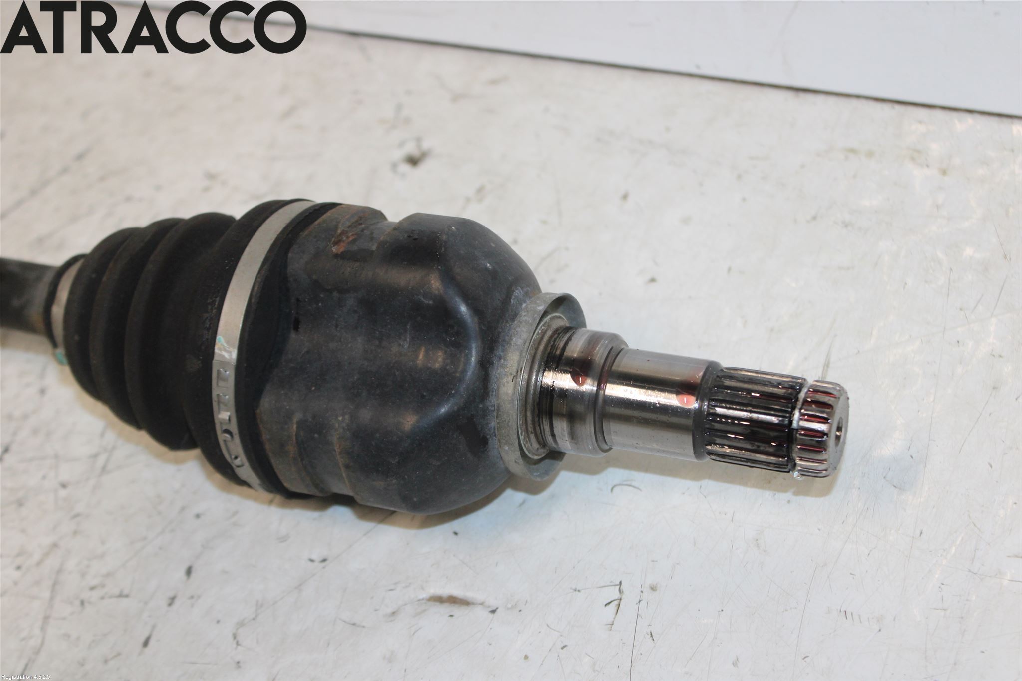 Toyota YARIS XP130 15-20 Drivaxel Fram Vänster