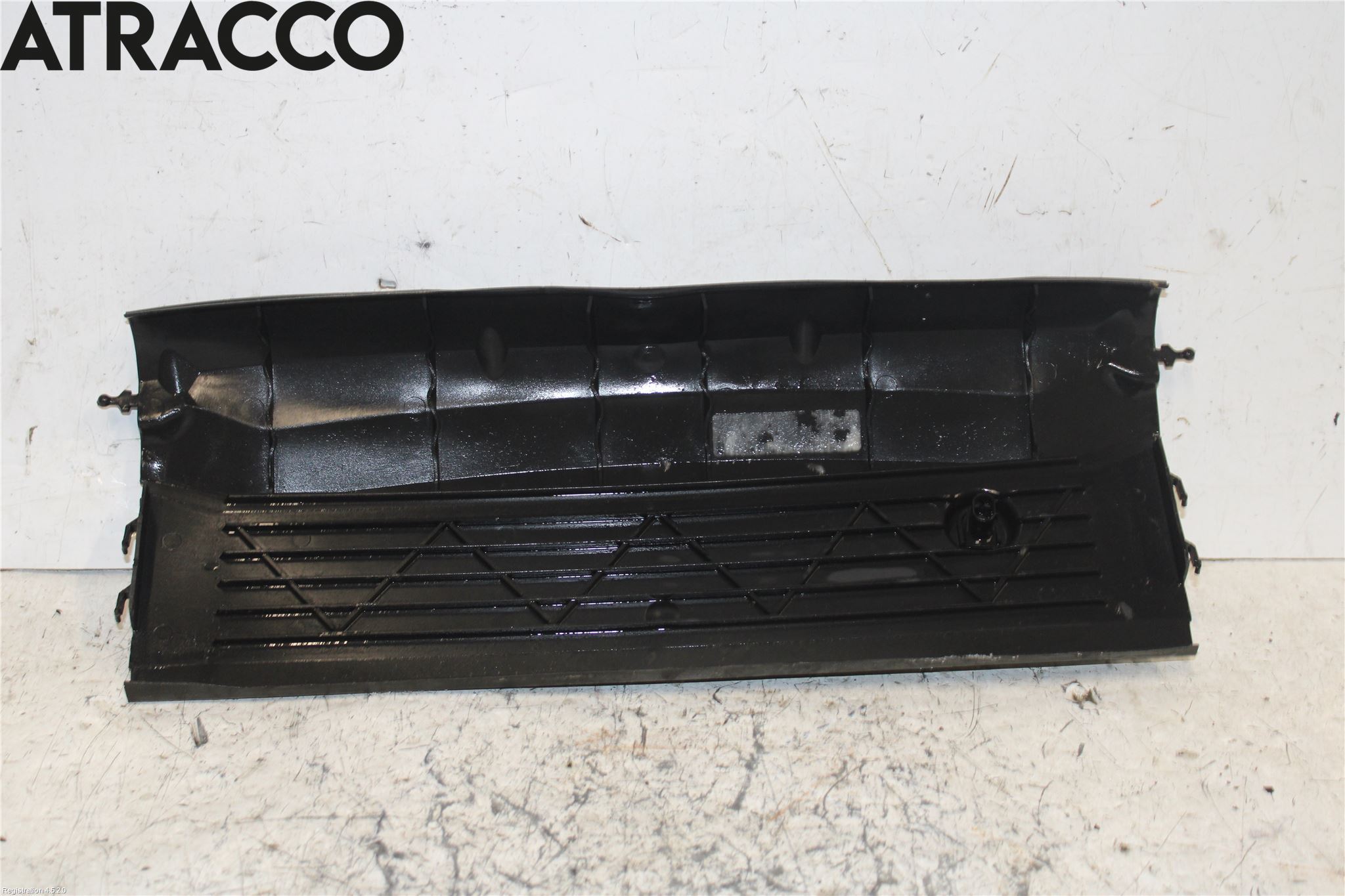 BMW 5 E60/61 Sed/Tou 02-10 Deflektor Plåt-Plast Kylning