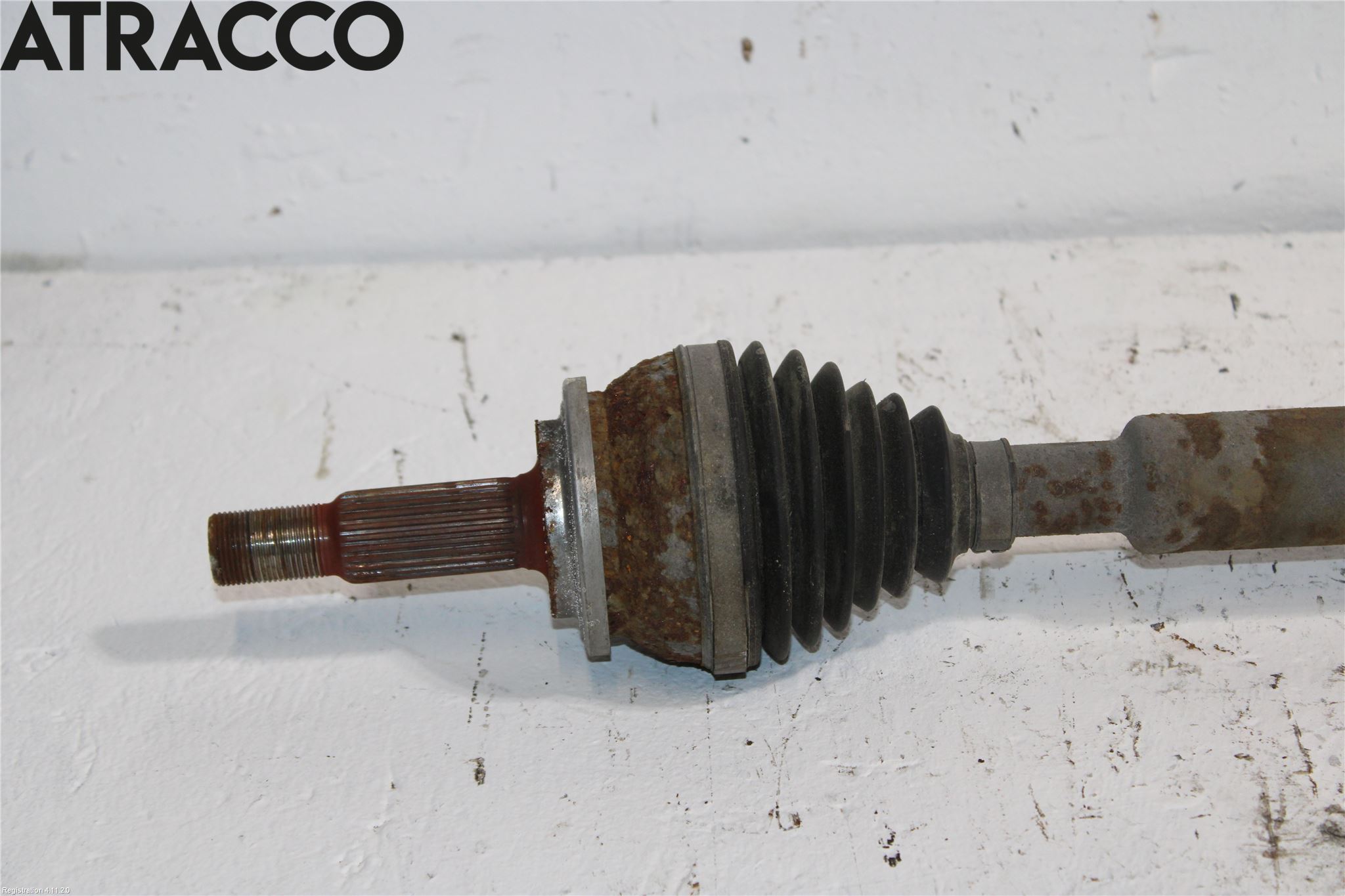 Lexus CT 200h Drivaxel Fram Höger