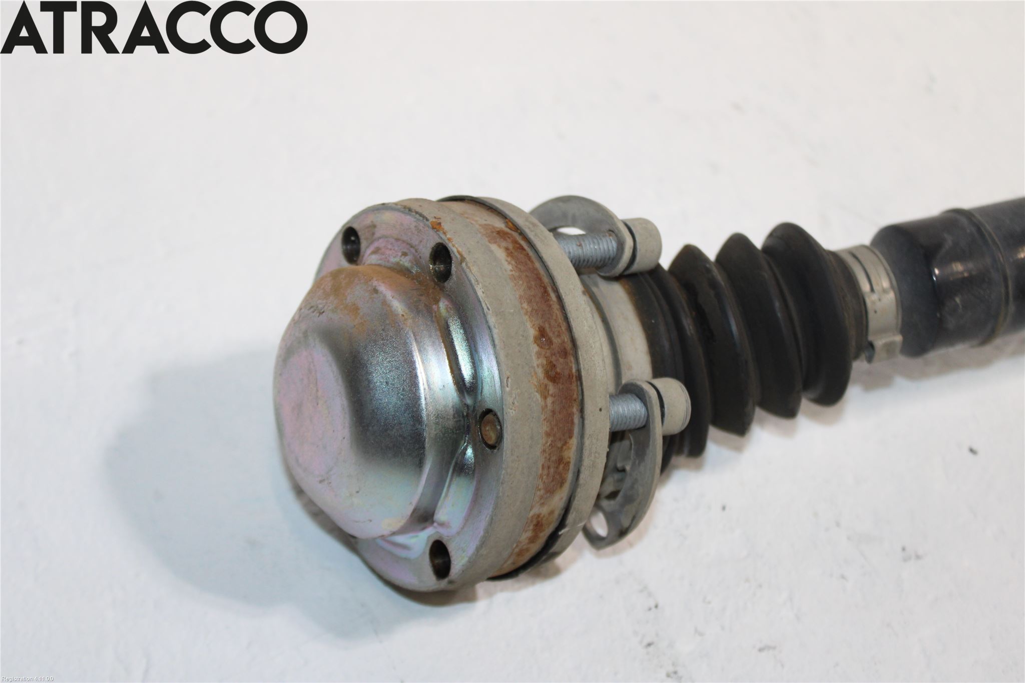 Volkswagen VW CADDY 16-20 Drivaxel Fram Höger