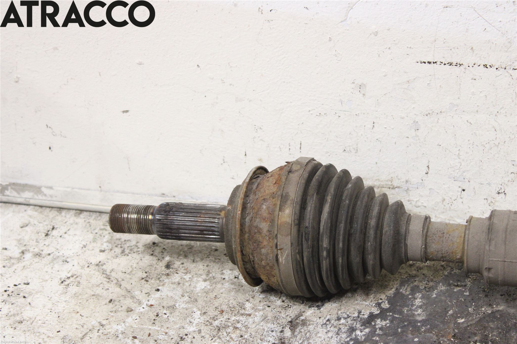 Toyota AURIS 10-12 Drivaxel Fram Vänster