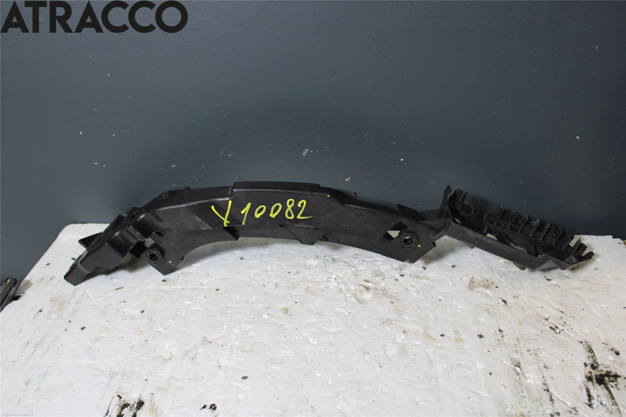 Volkswagen VW POLO 10-17 Strålkast Fästsarg