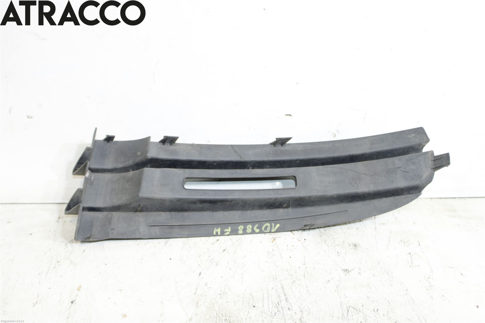 Volkswagen VW CADDY      04-10 Stötfångarbeklädnad Fram