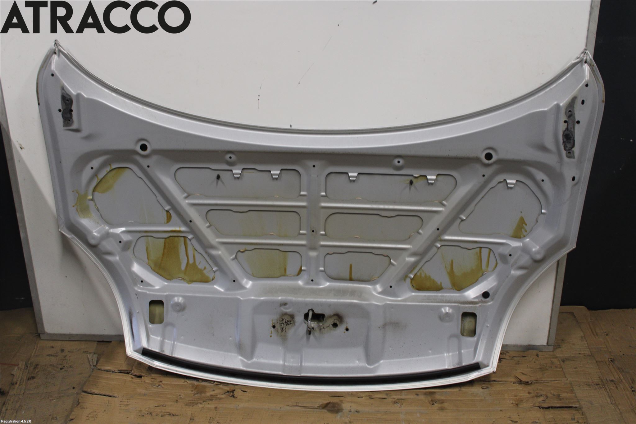 Suzuki SWIFT 05-10 Huv Fram