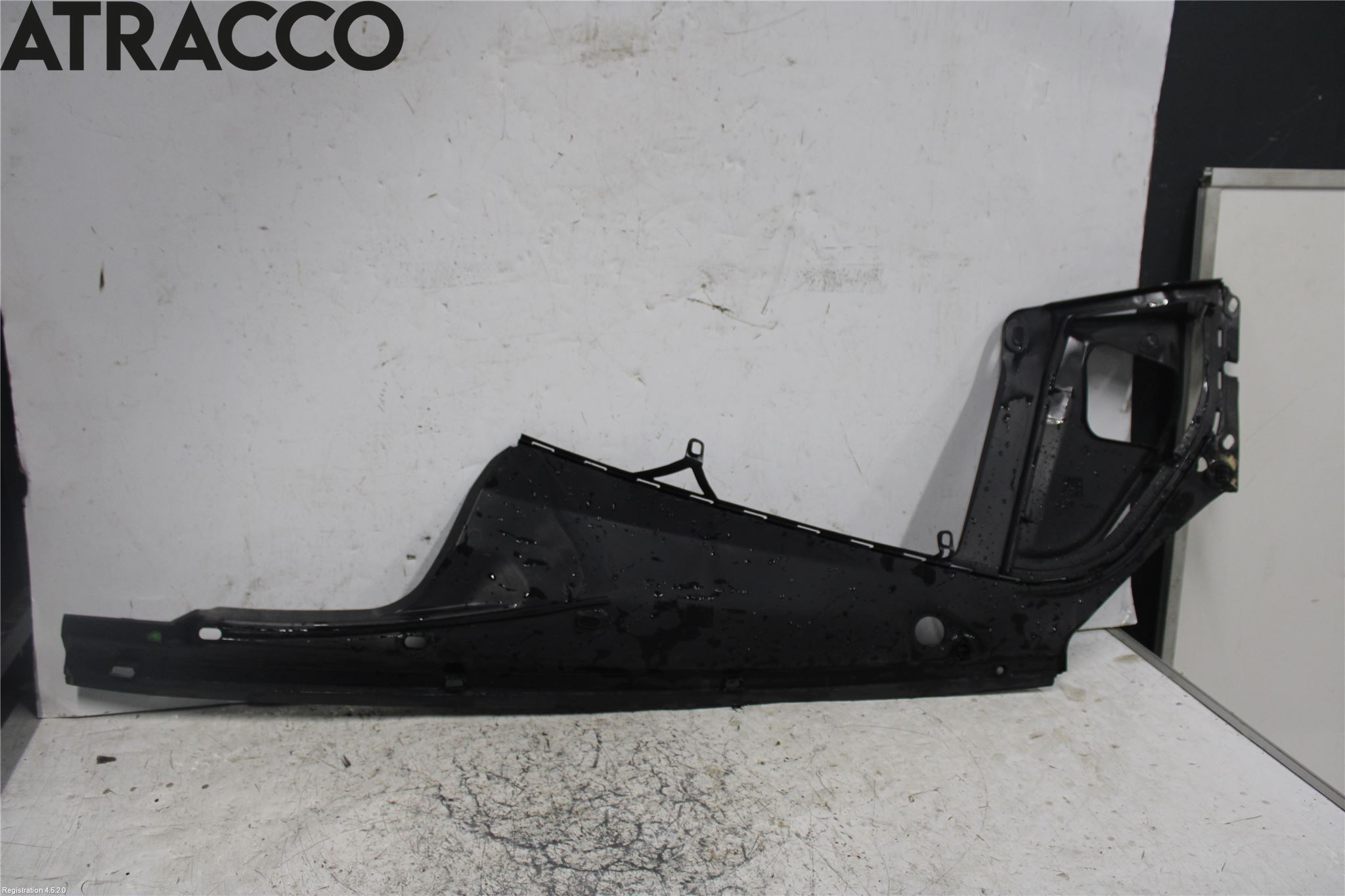BMW 5 F10/F11/F18 09-17 Täckplast Front