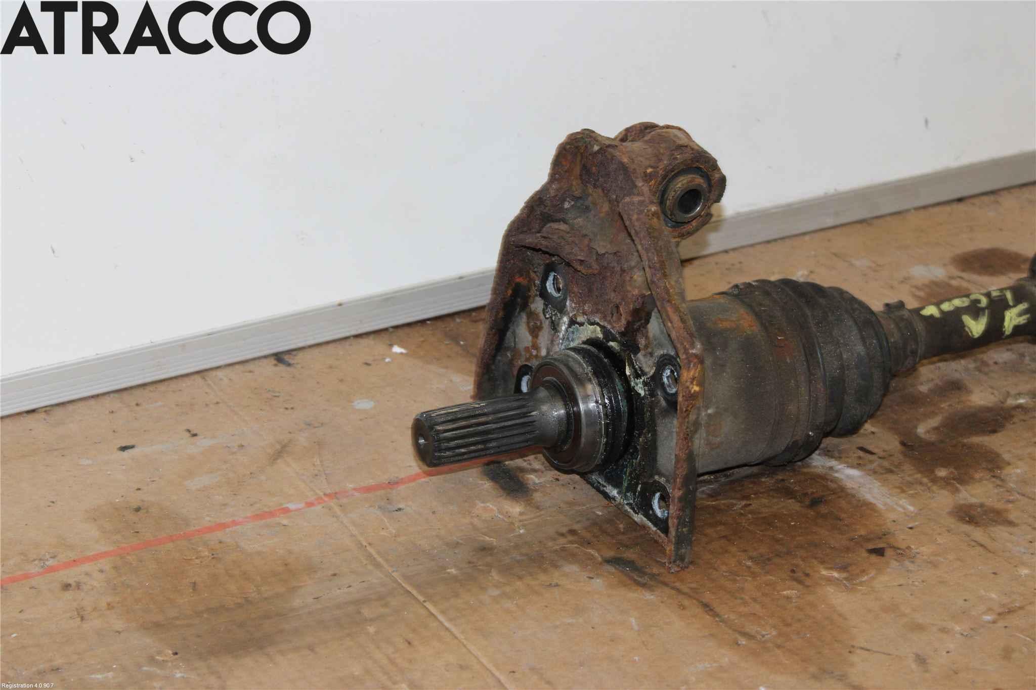 Isuzu D-MAX Drivaxel Fram Vänster