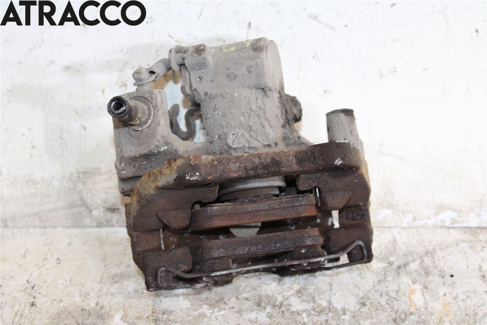 Toyota HILUX 05-16 Bromsok Fram Vänster