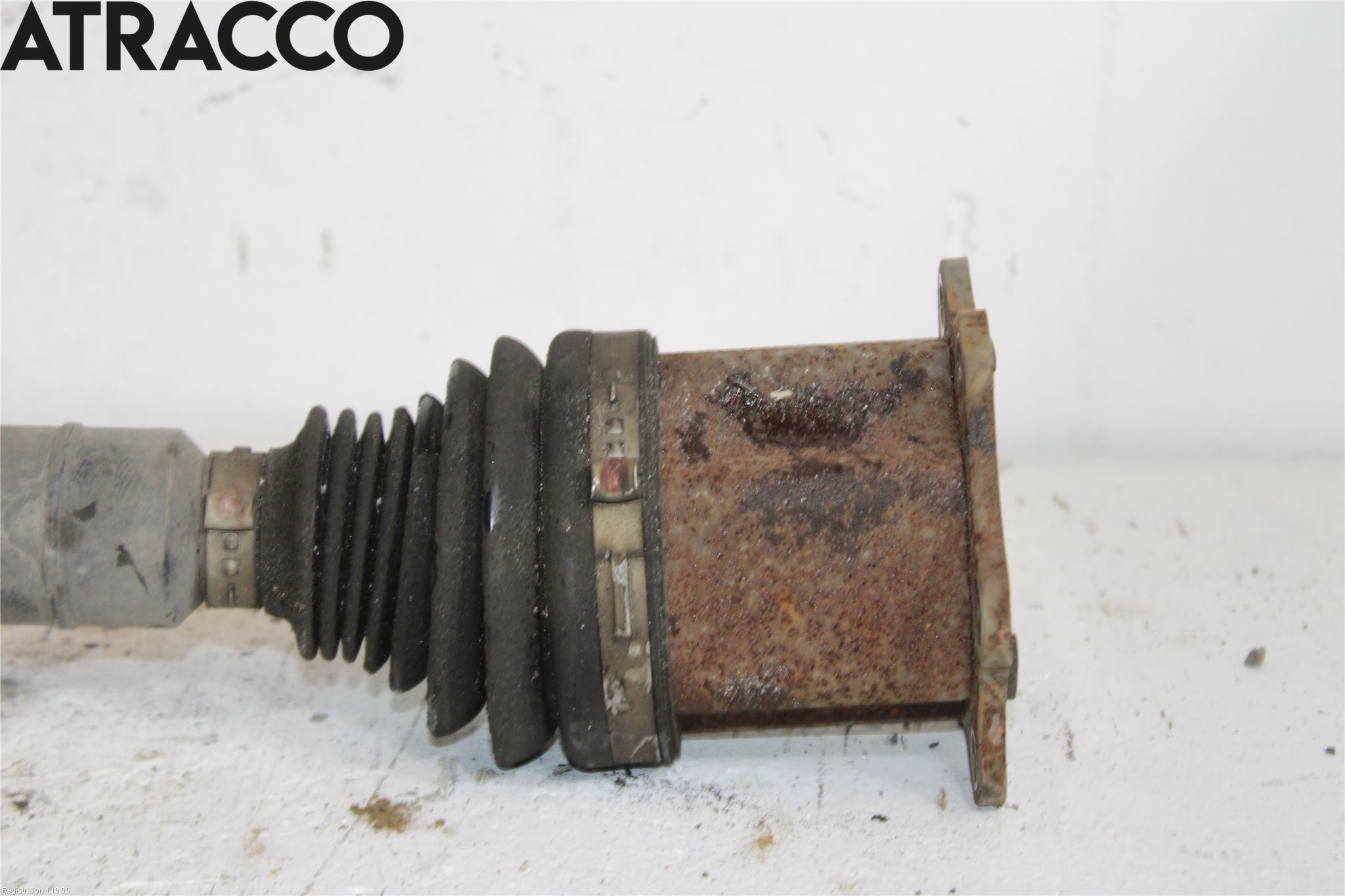 Volkswagen VW PASSAT 11-14 Drivaxel Fram Höger