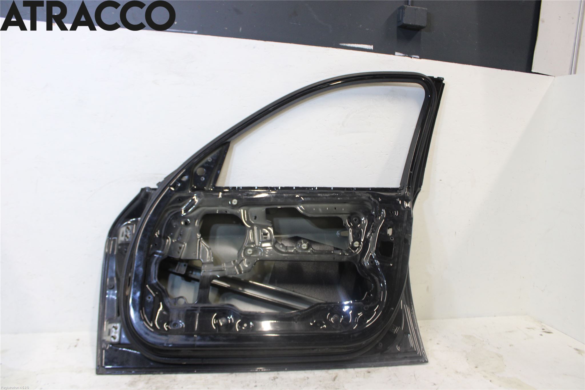 BMW 3 E90/91 SED/TOU 05-12 Dörr Fram Höger