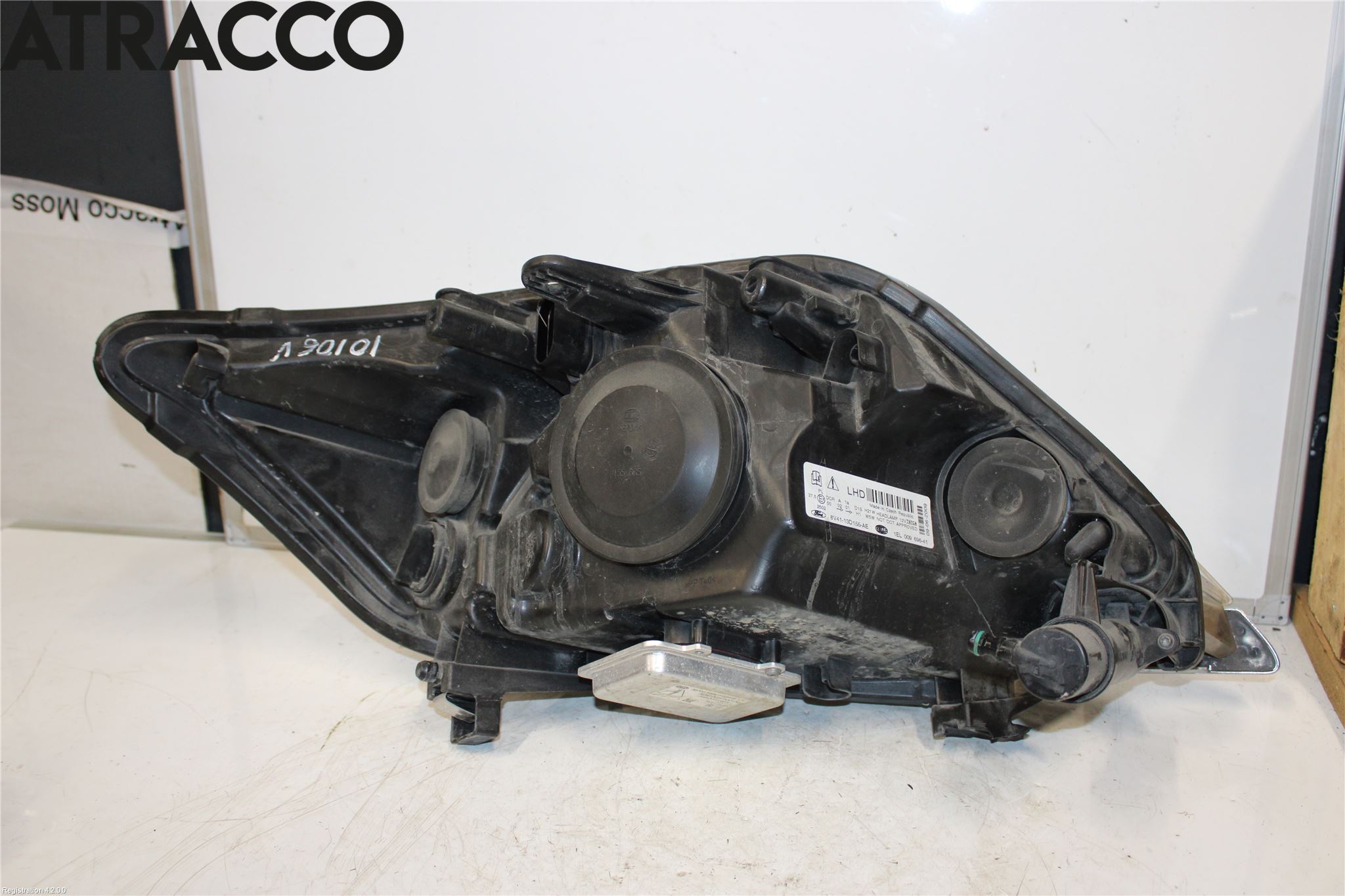 Ford KUGA 08-12 Strålkastare Vänster