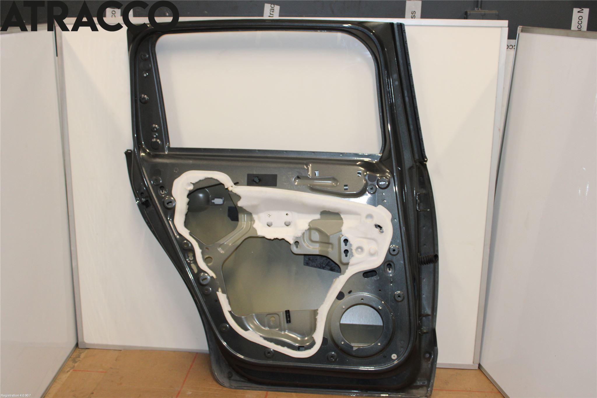 Peugeot 5008 10-16 Dörr Bak Vänster