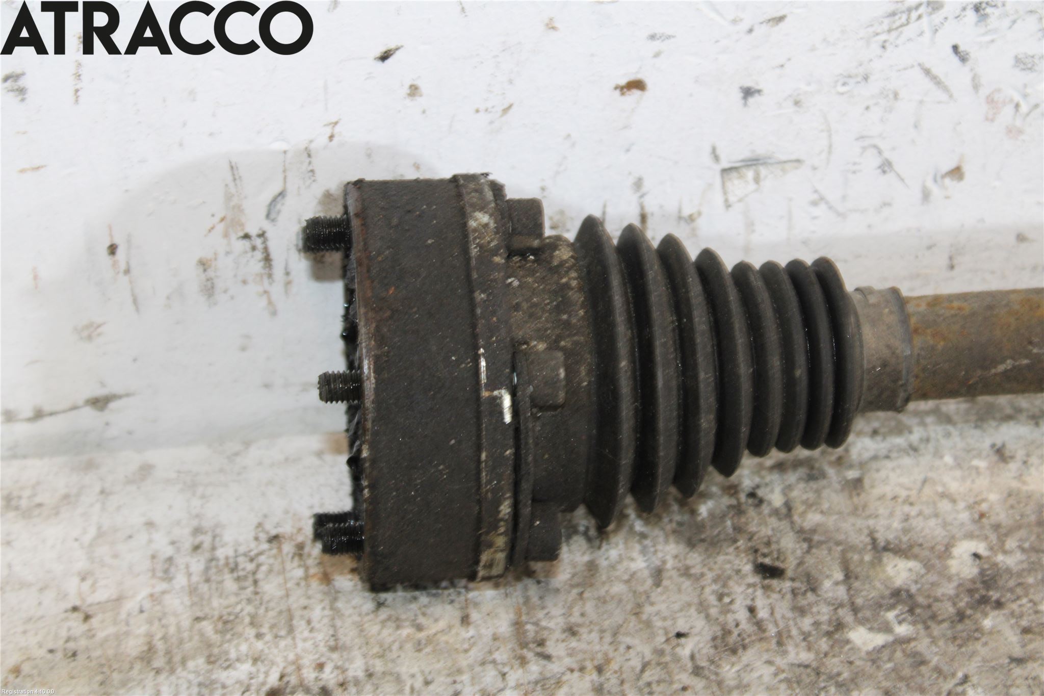 Volkswagen VW GOLF V 04-09 Drivaxel Fram Vänster